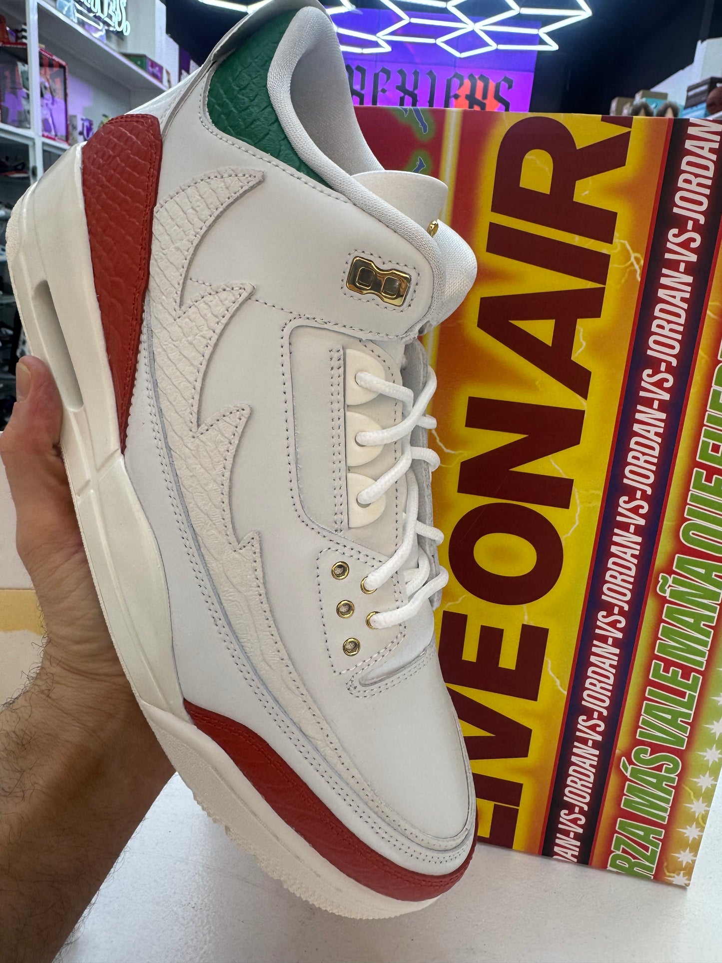Jordan 3 Retro El Vuelo Summit White