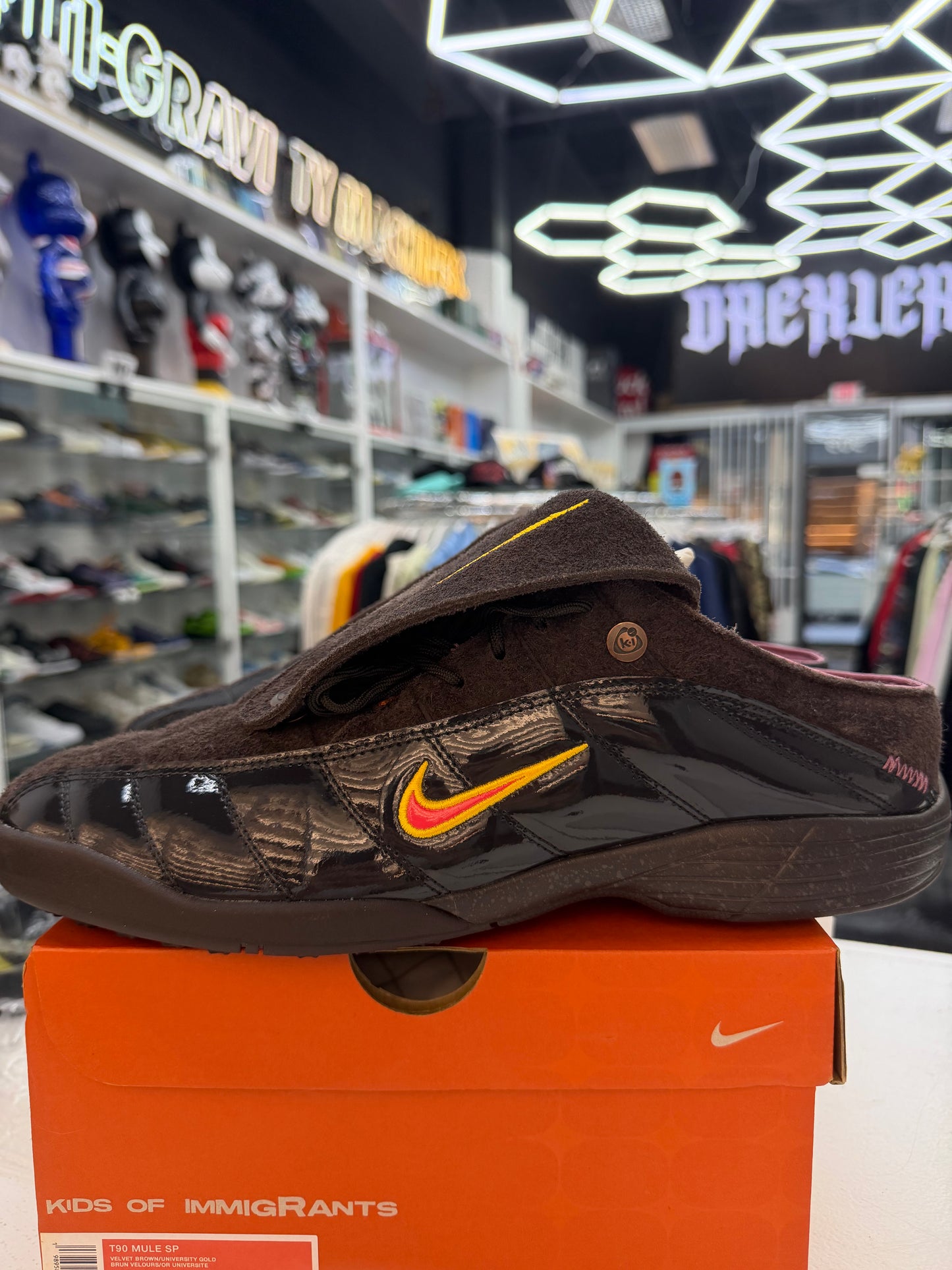 Nike Total 90 Mule Kids of Immigrants Velvet Brown