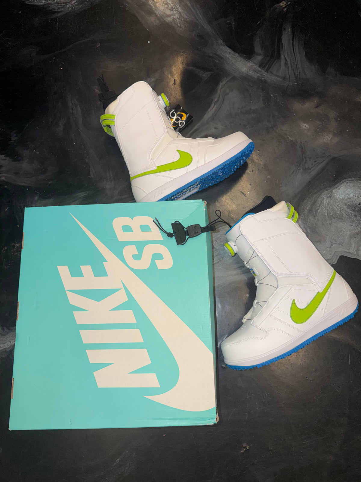 Nike Vapen X BOA Snowboard Boots White / Green