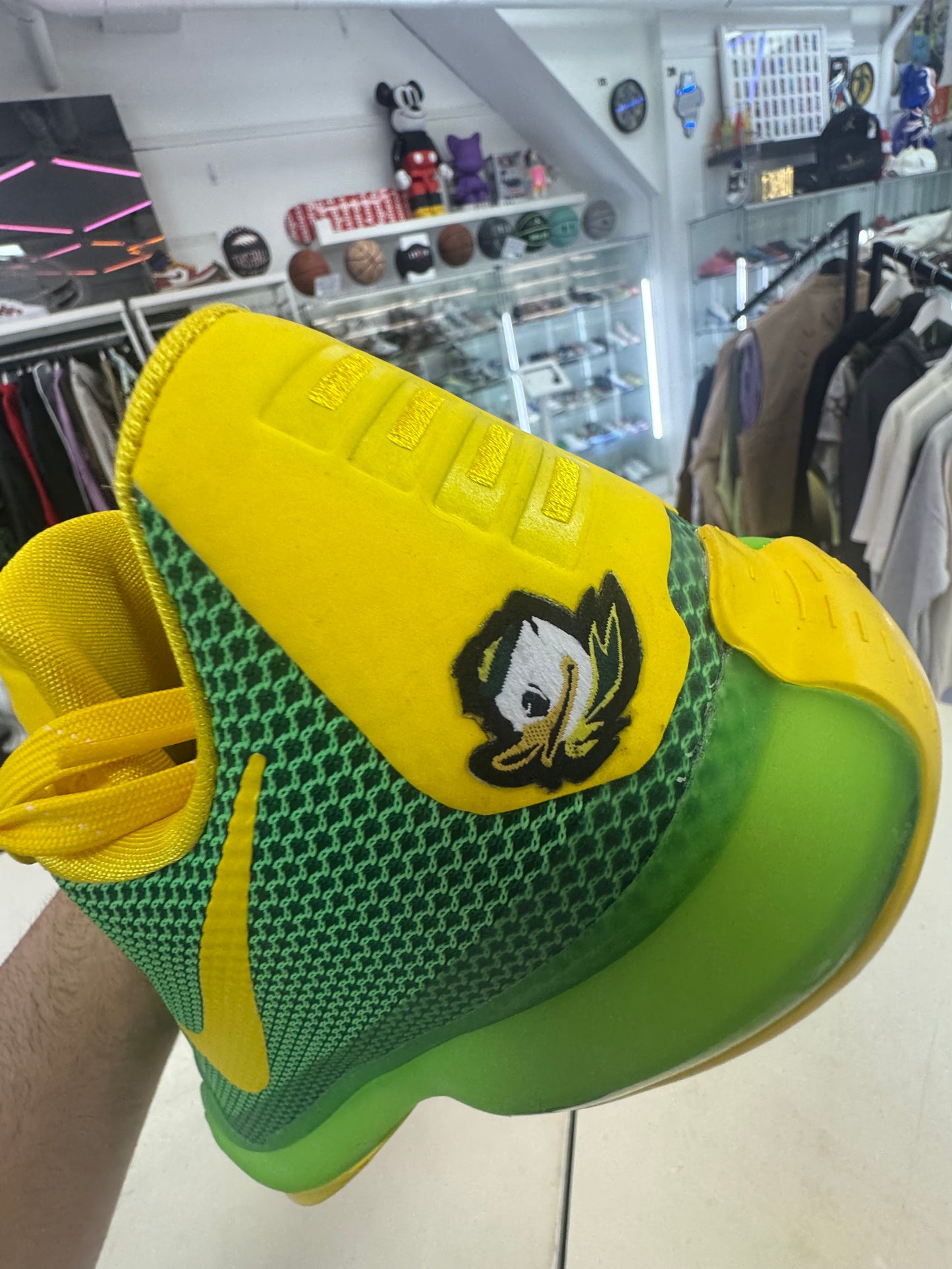 Kobe 10 Vino Oregon ID PE 2015 Sample