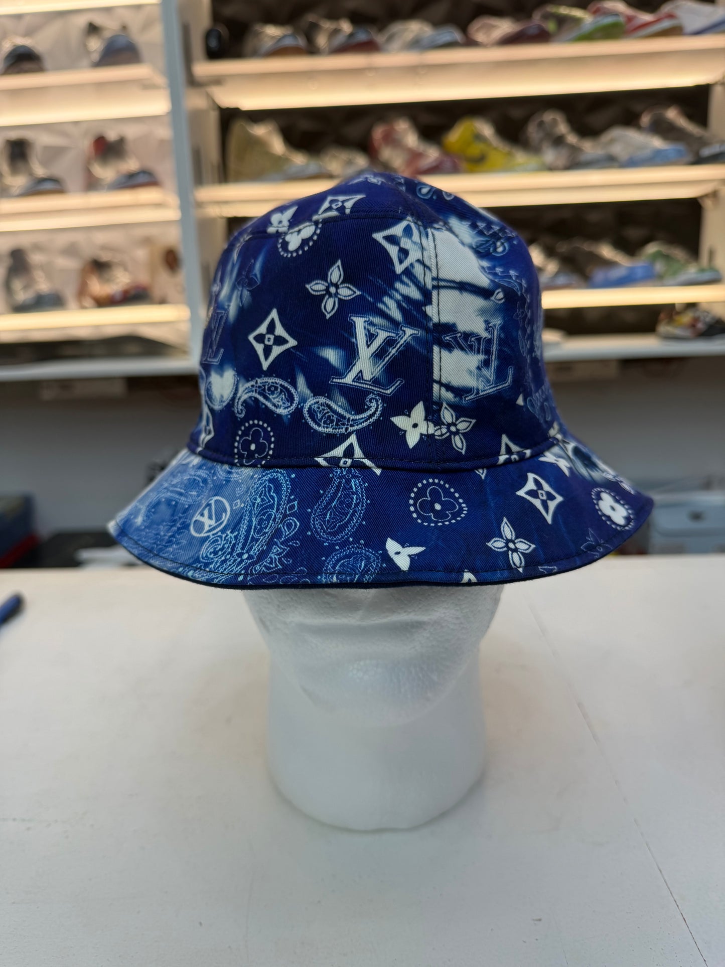 Louis Vuitton Monogram Reversible Bucket Hat – Size m