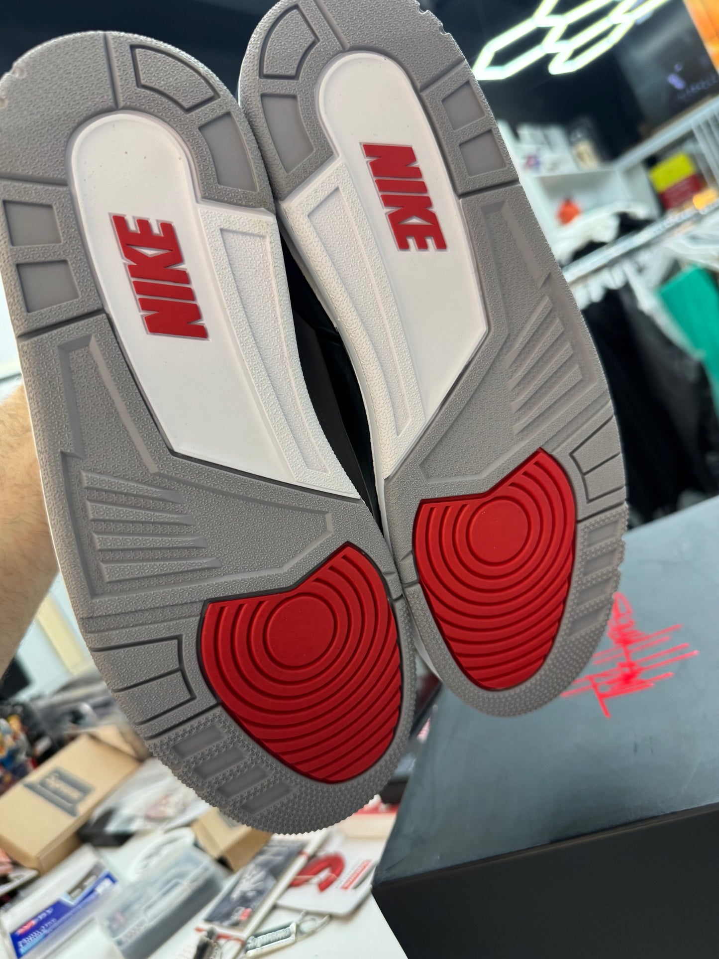 Jordan 3 Retro
Tinker Hatfield