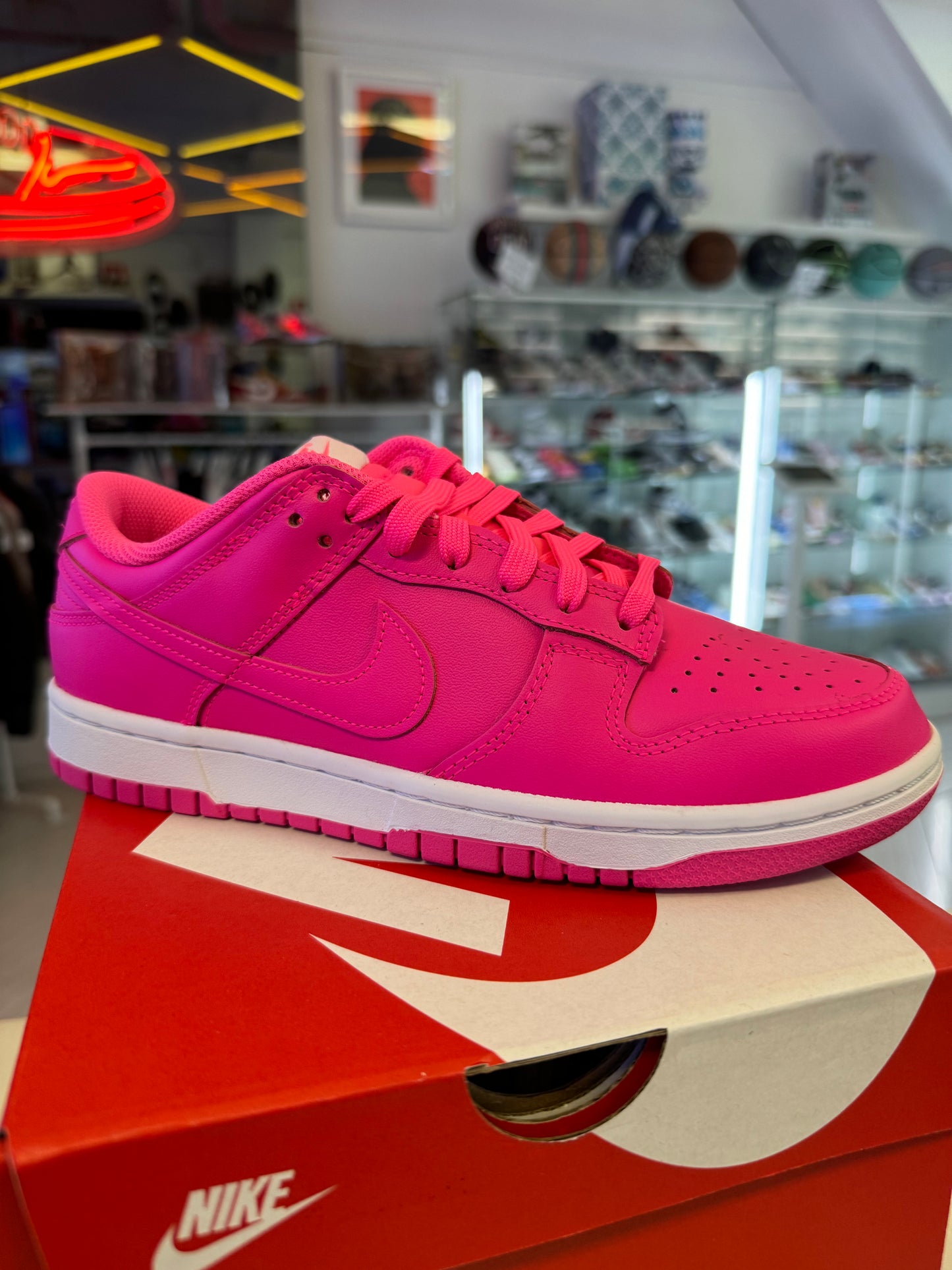 Nike Dunk W Hyper Pink