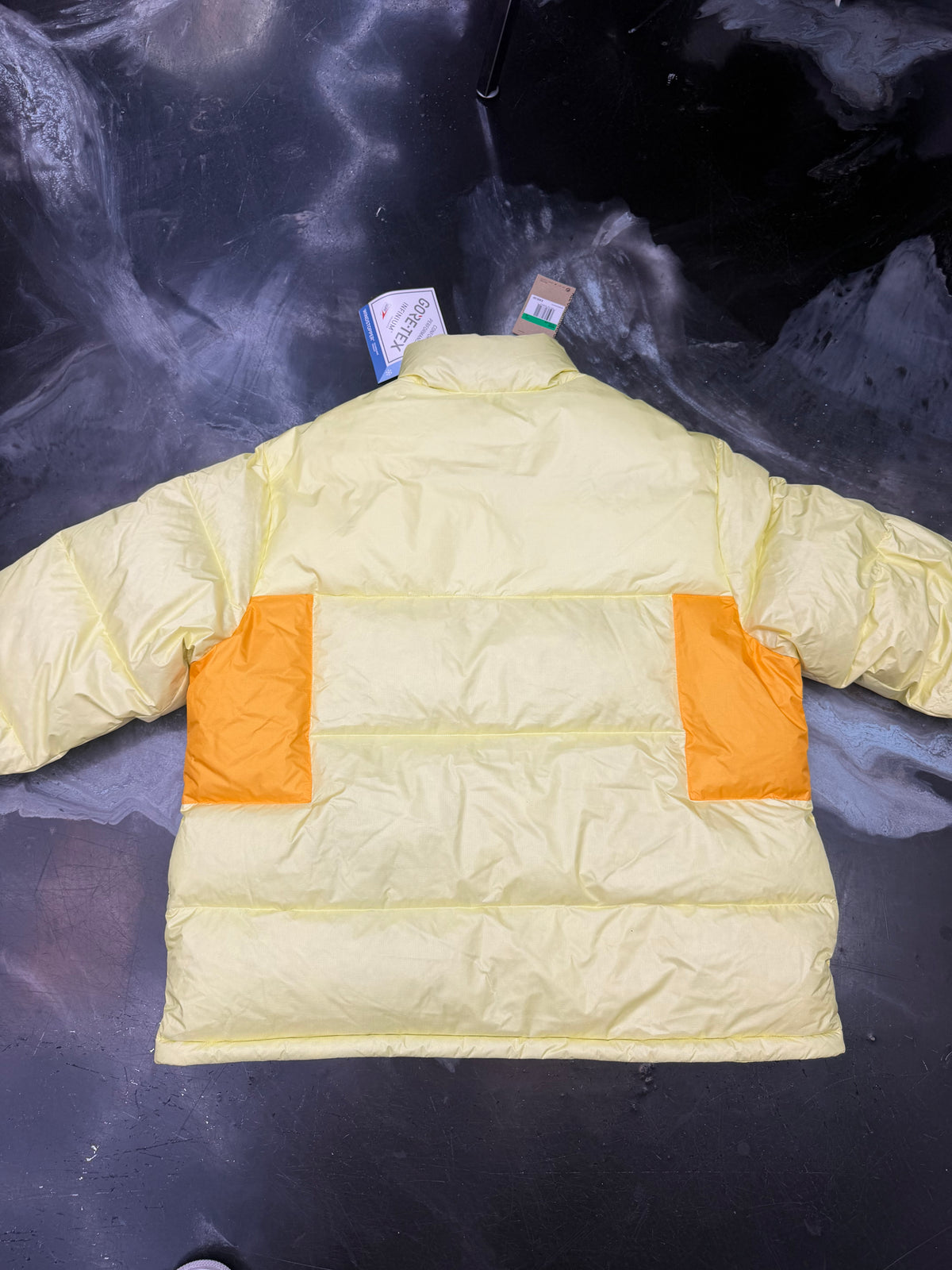 New Nike ACG Water Repellent Nylon Down Jacket