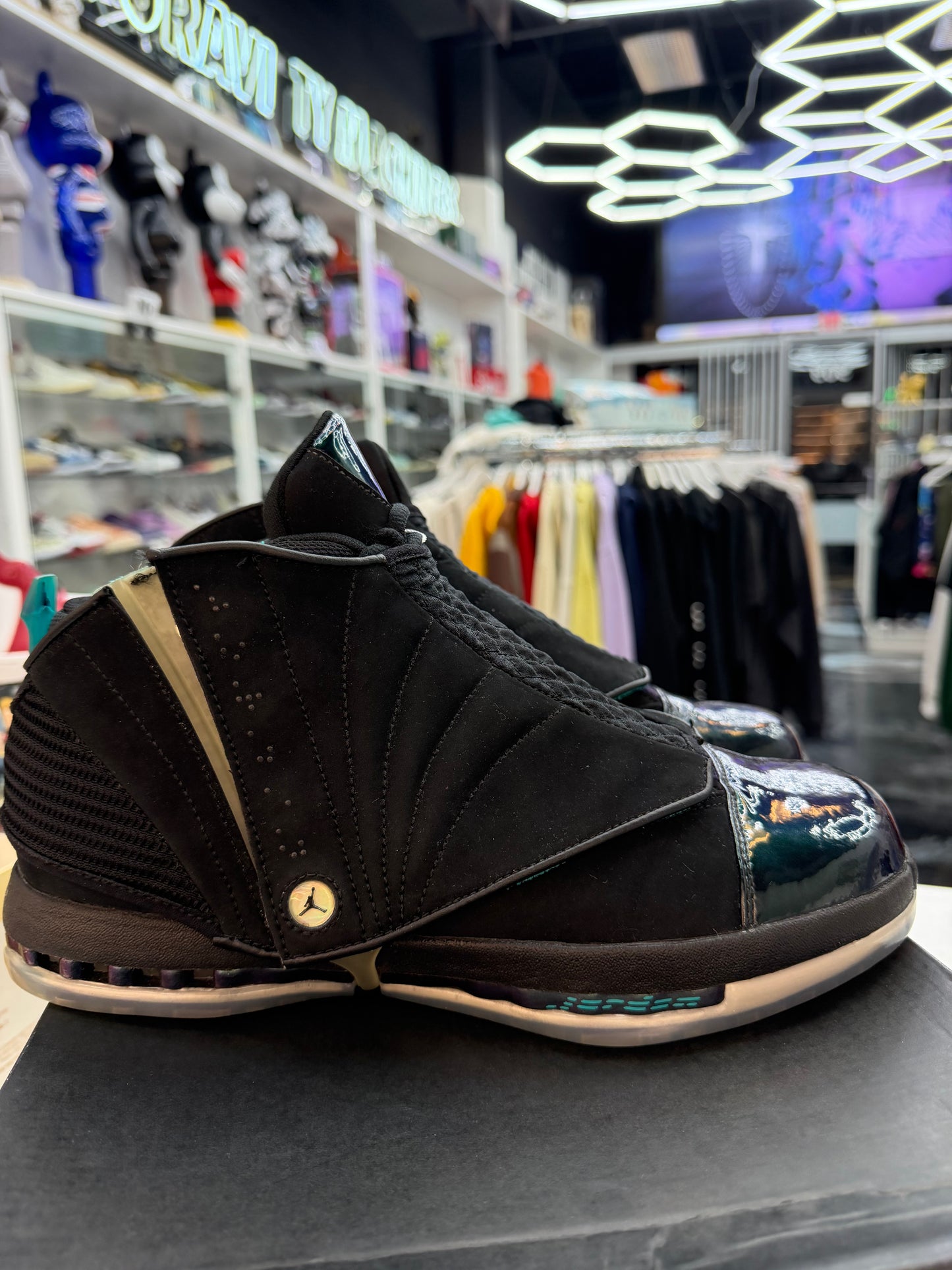 Jordan 16 CEO