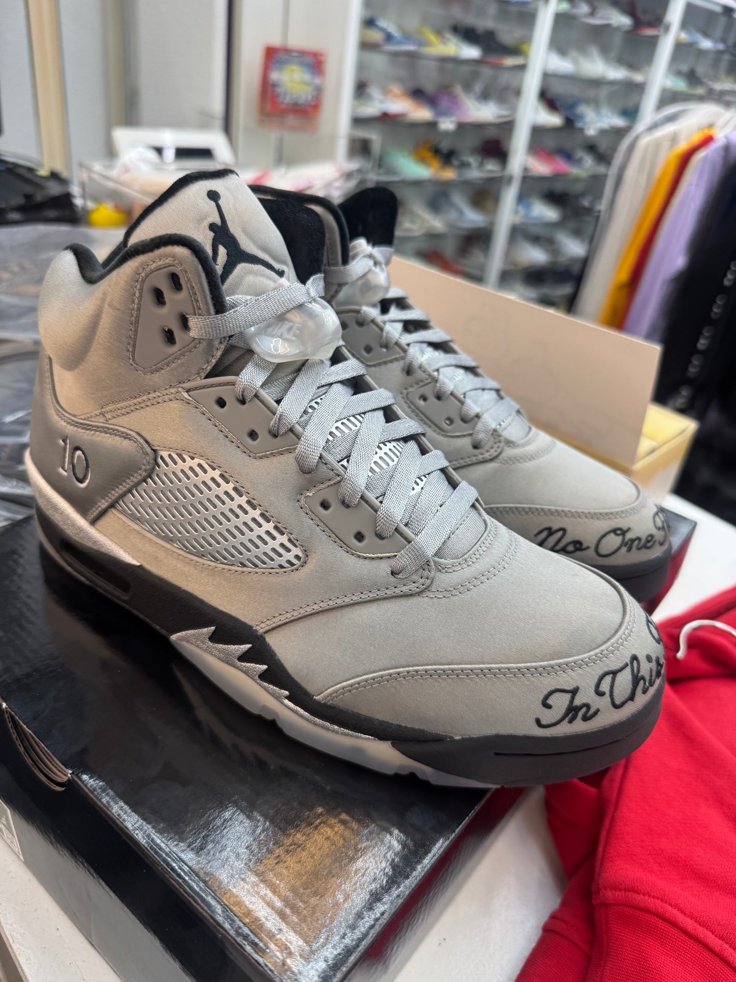 Jordan 5 Retro
Wings (2025) (Women's)