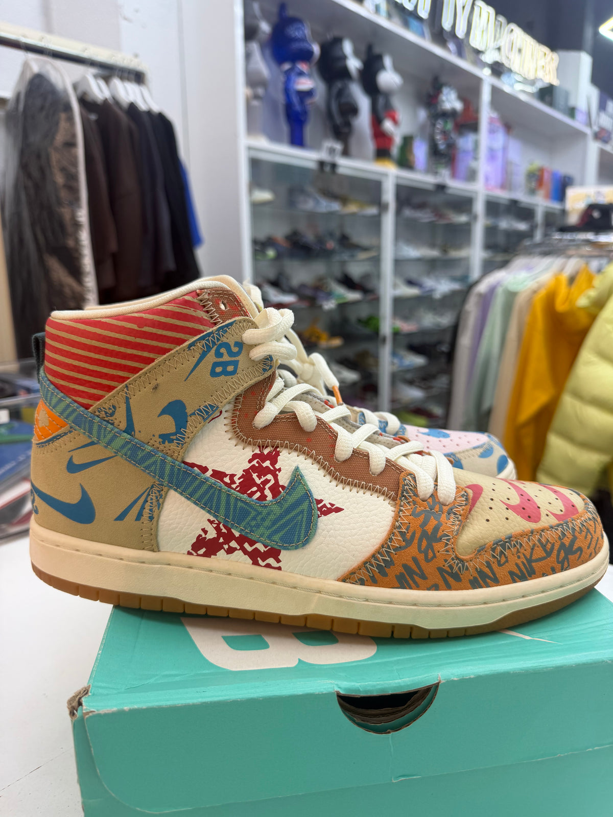 Nike SB Dunk High Thomas Campbell What the Dunk