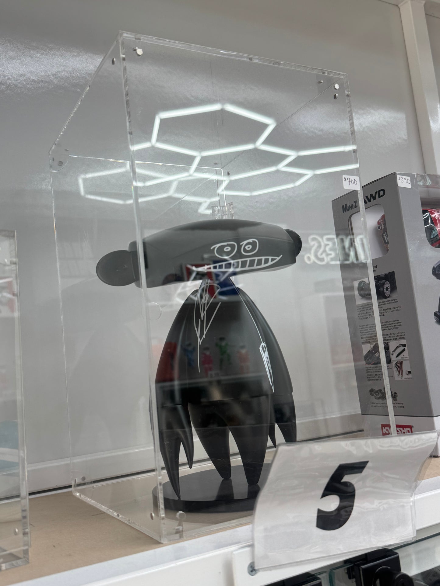 FUTURA 2000 JOHNNY FIGURE BLACK By MindStyle 2019 COMPLEXCON 10” EDITION 500