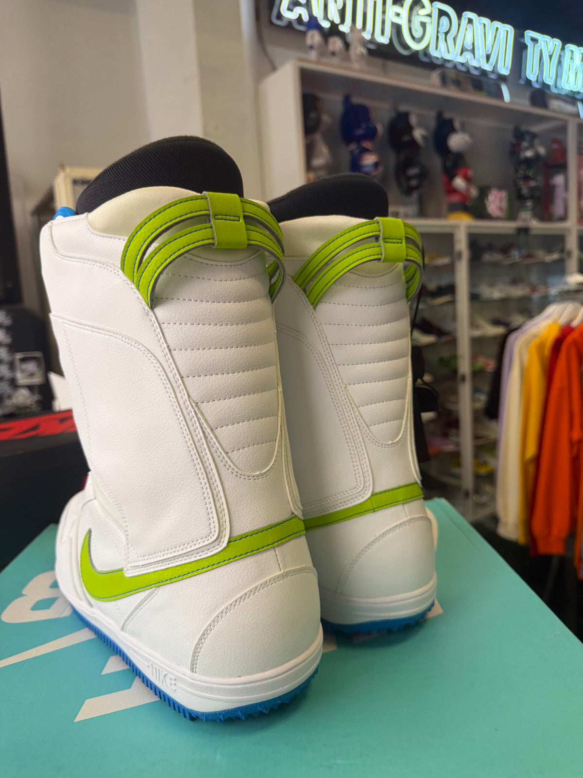 Nike Vapen X BOA Snowboard Boots White / Green