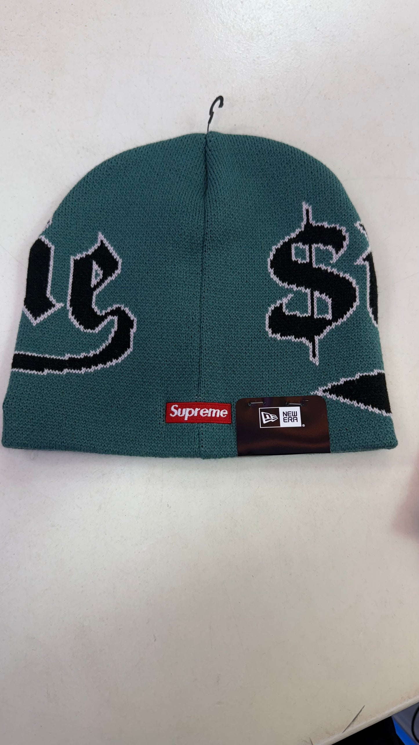 Supreme New Era Accent Beanie Green