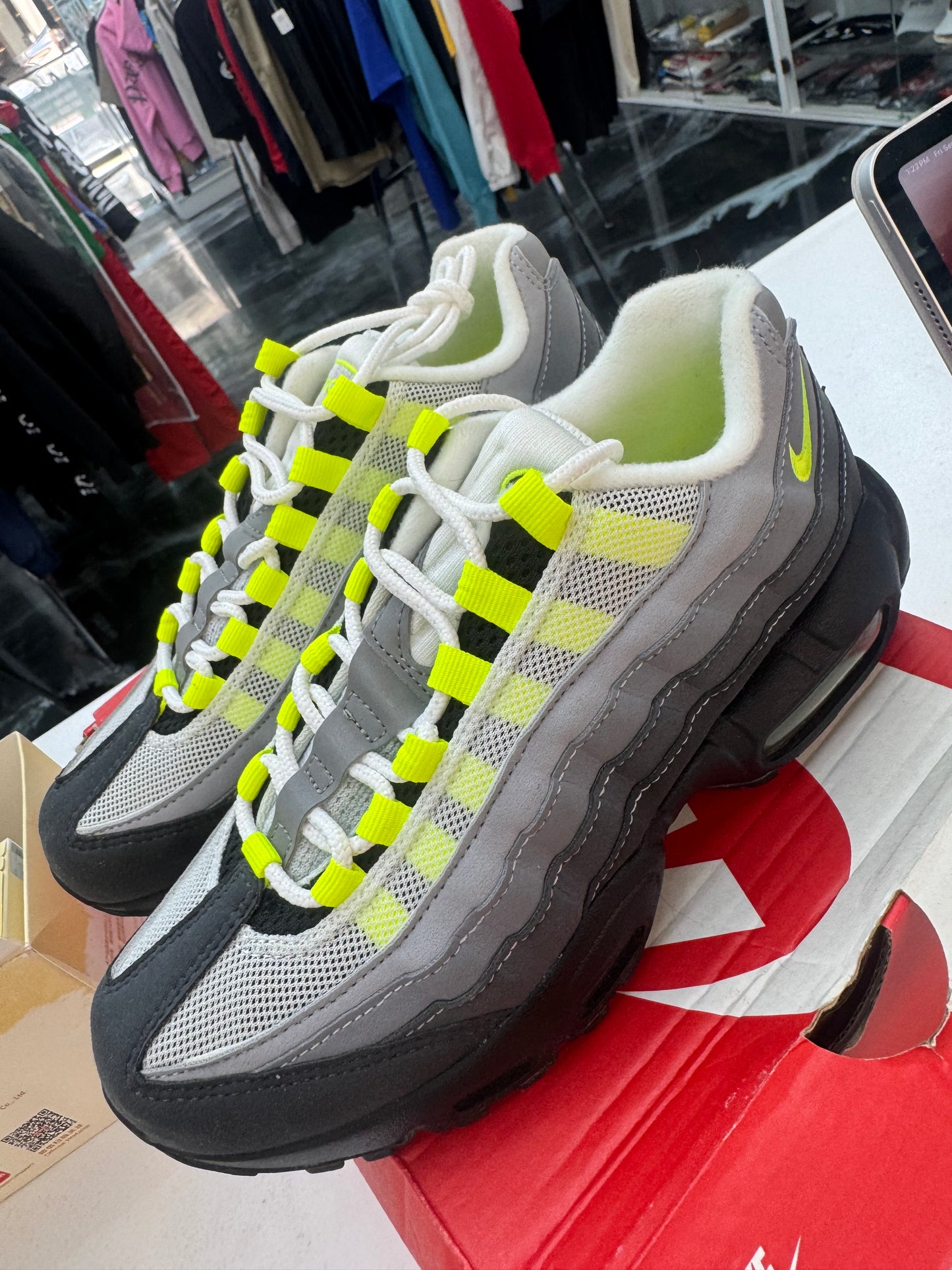 Nike Air Max 95 OG Neon 2020 Black Neon Yellow 6y