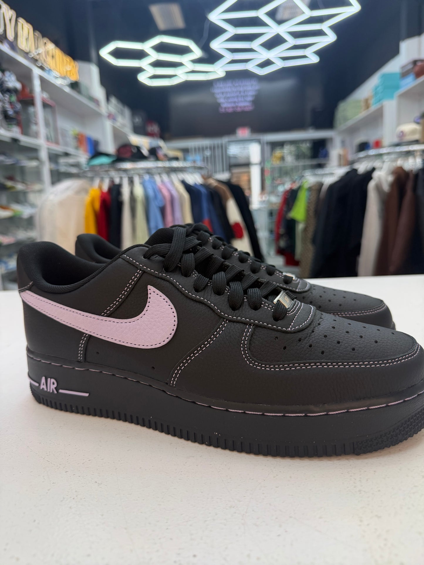 Nike Air Force 1 Low '07 LV8 Hydrangeas Black
