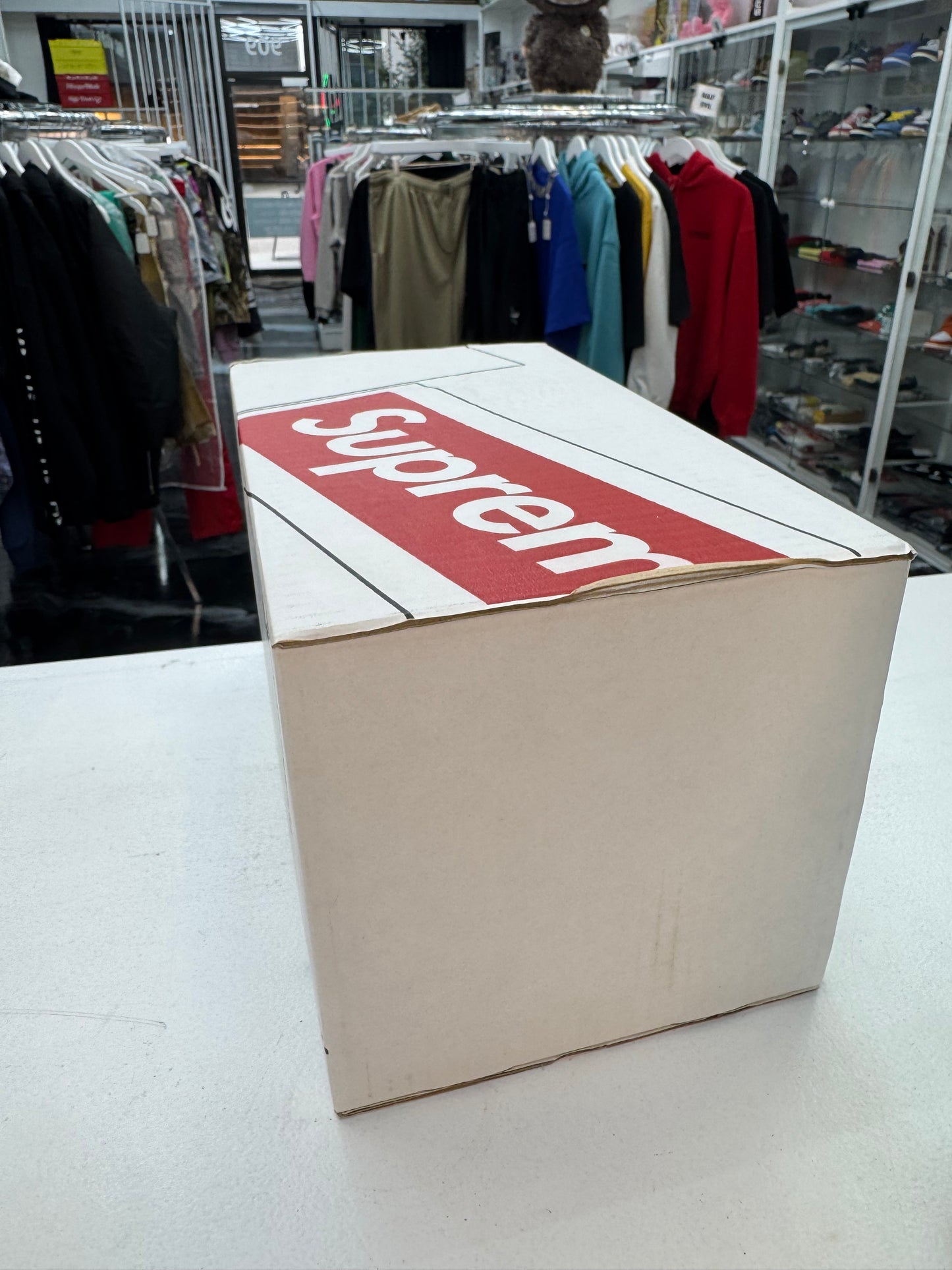 Supreme FLOS Bellhop Lamp White