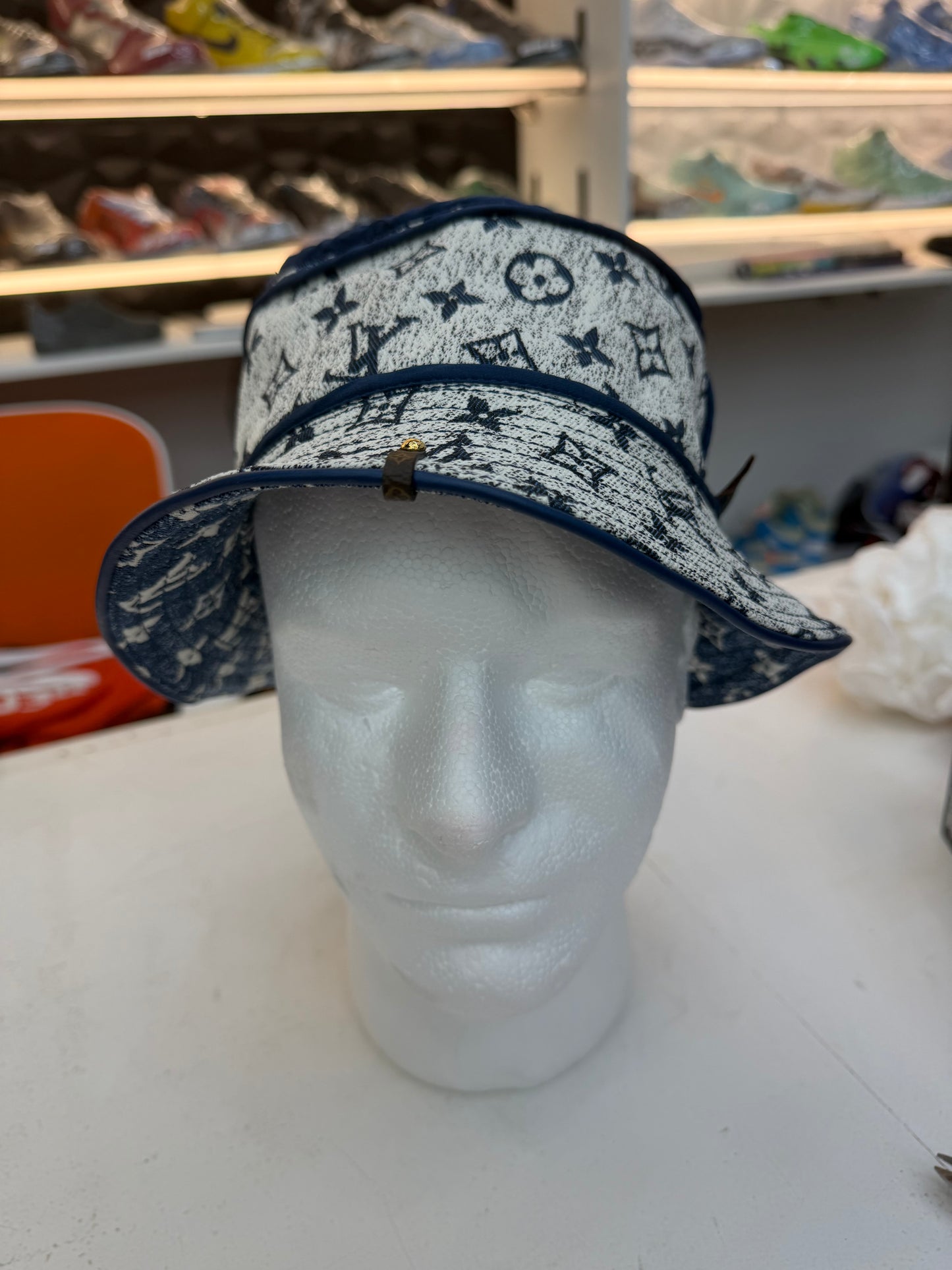 Louis Vuitton Denim Monogram Reversible Bucket Hat – Size m medium