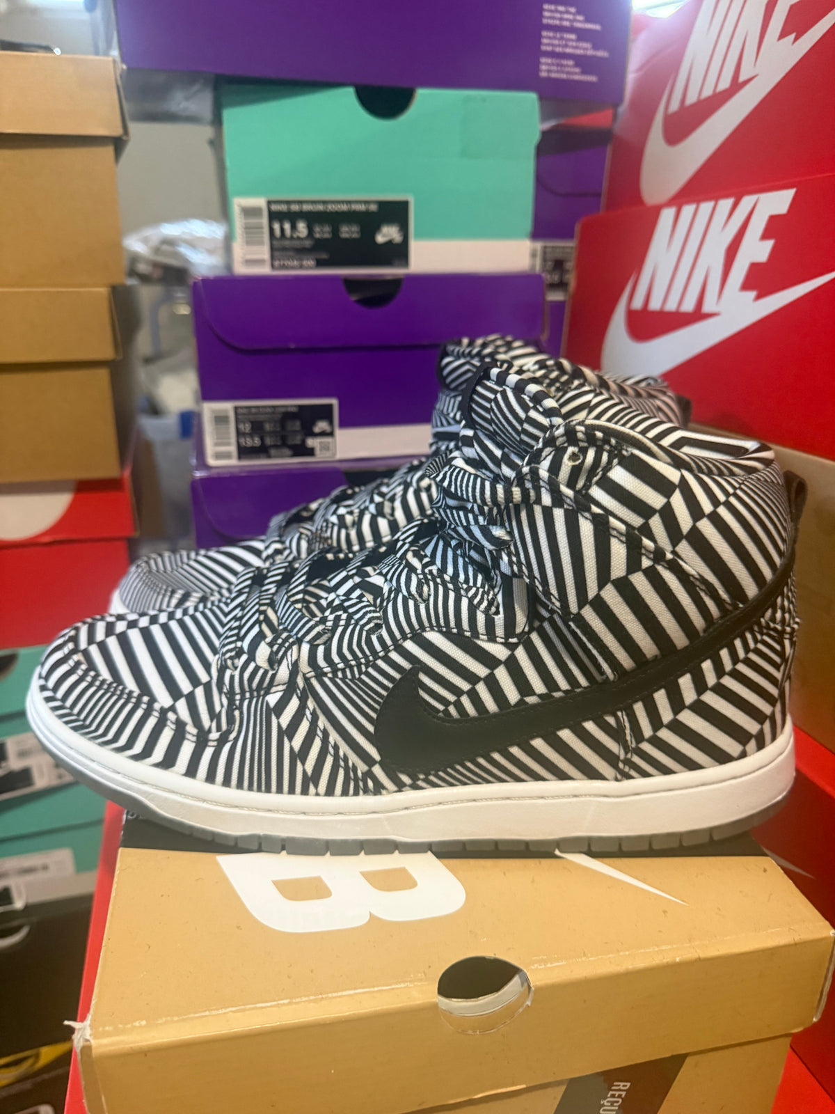 Nike SB Dunk High Concept car 2014