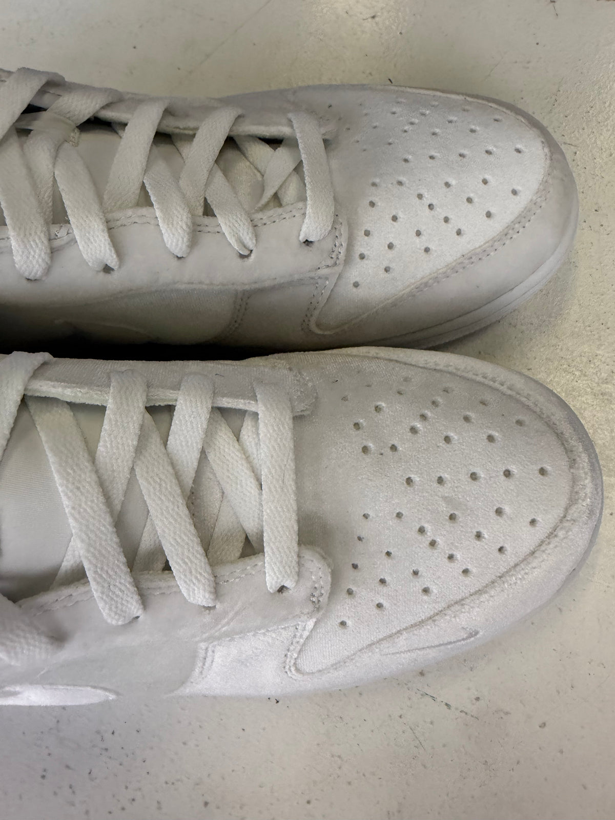 Nike Dunk Low Dover Street Market Triple White Velvet