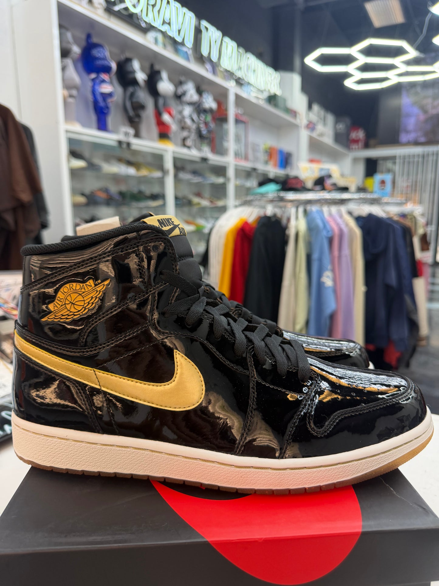 Jordan 1 Retro Patent Black 2013 Promo