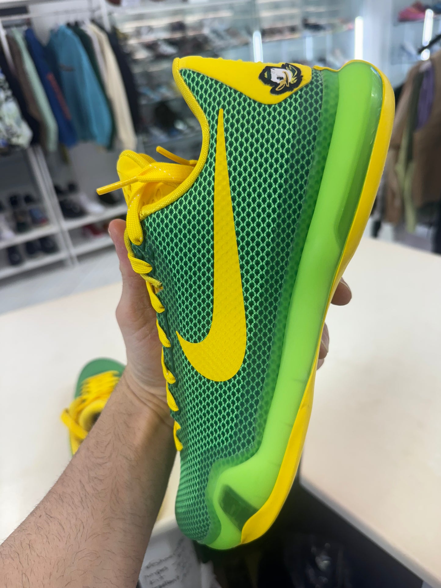 Kobe 10 Vino Oregon ID PE 2015 Sample