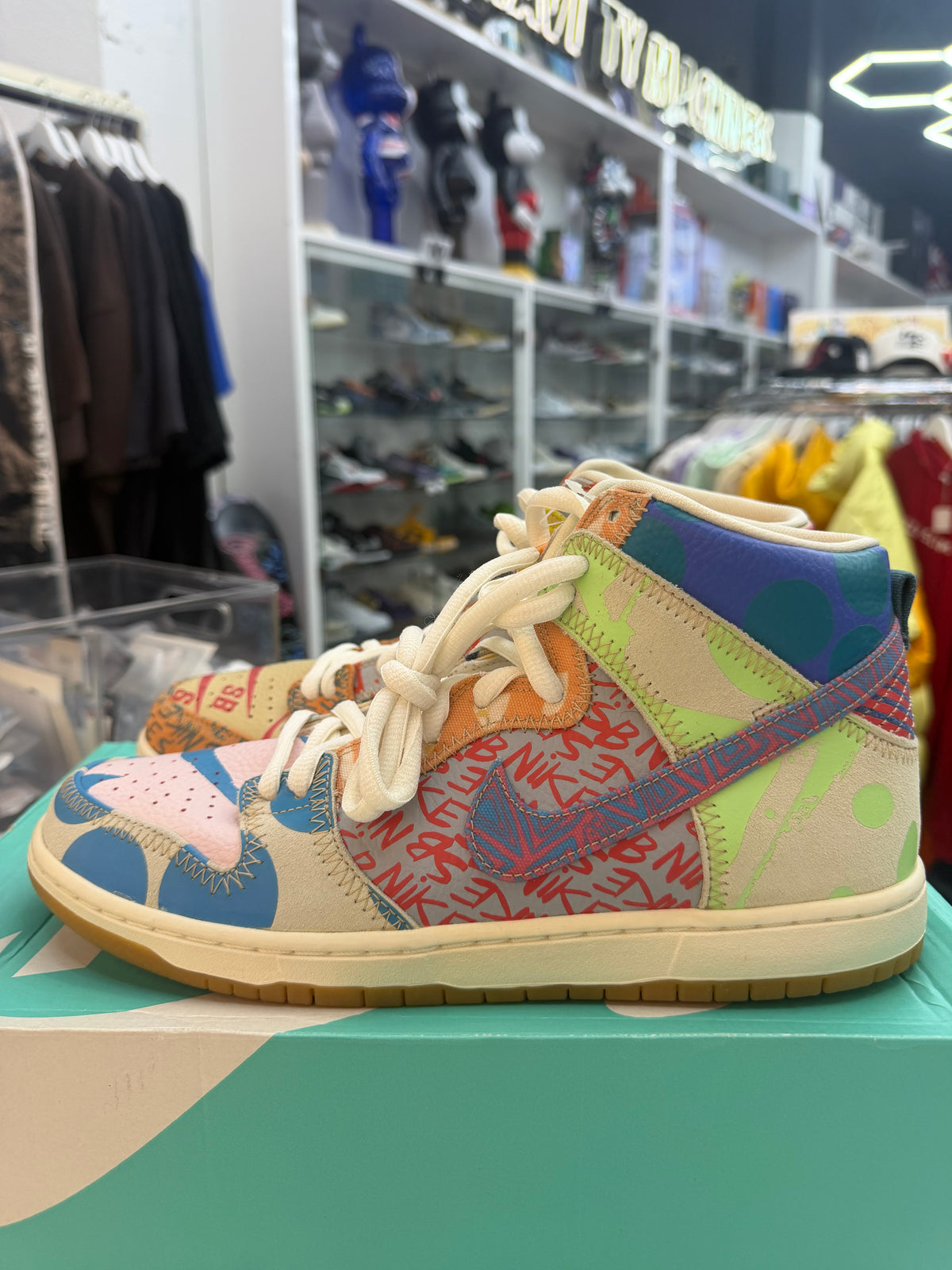 Nike SB Dunk High Thomas Campbell What the Dunk