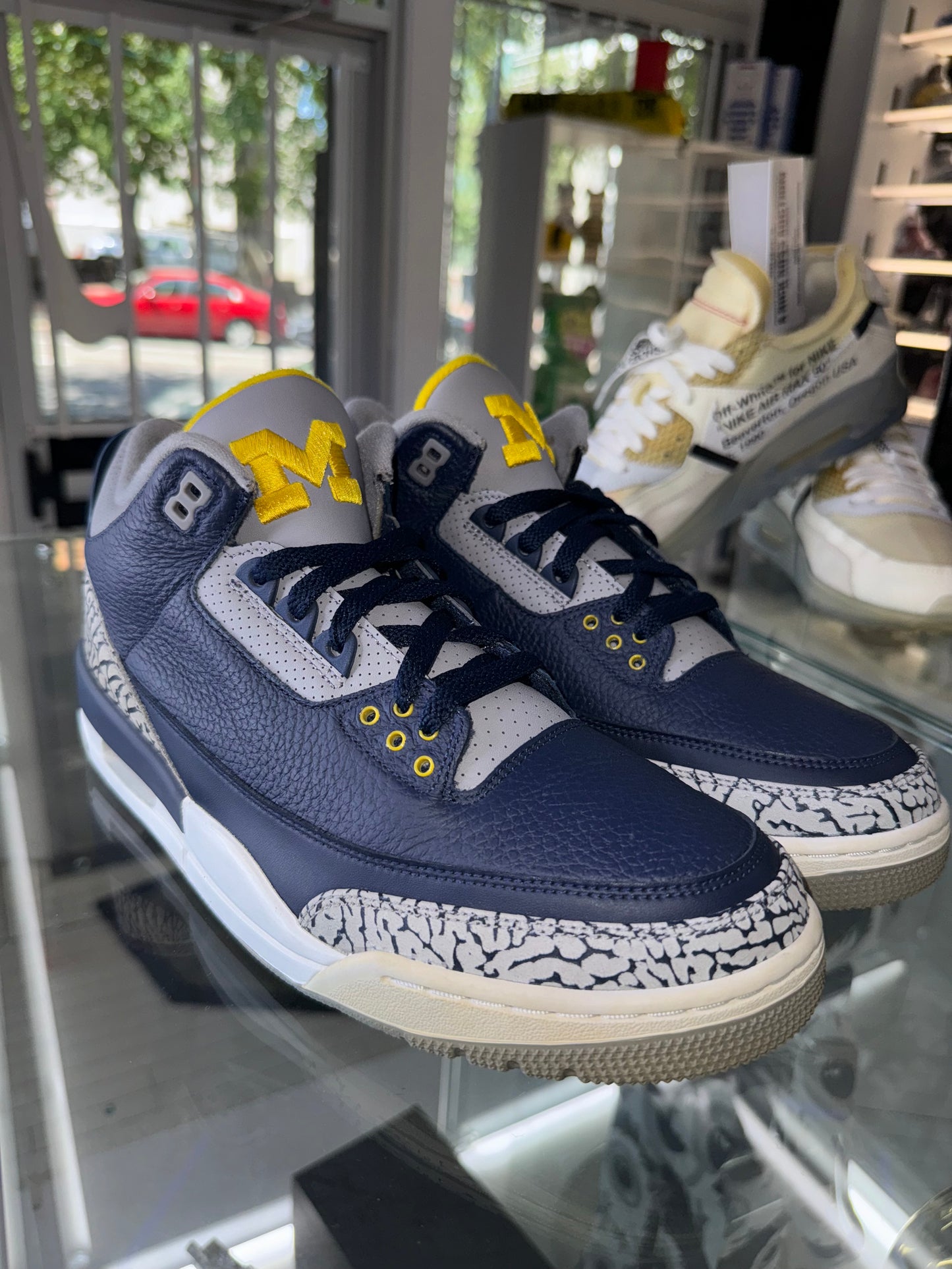 Jordan 3 PE Michigan Player Exclusive Rick Ross Owned And Worn size 11.5