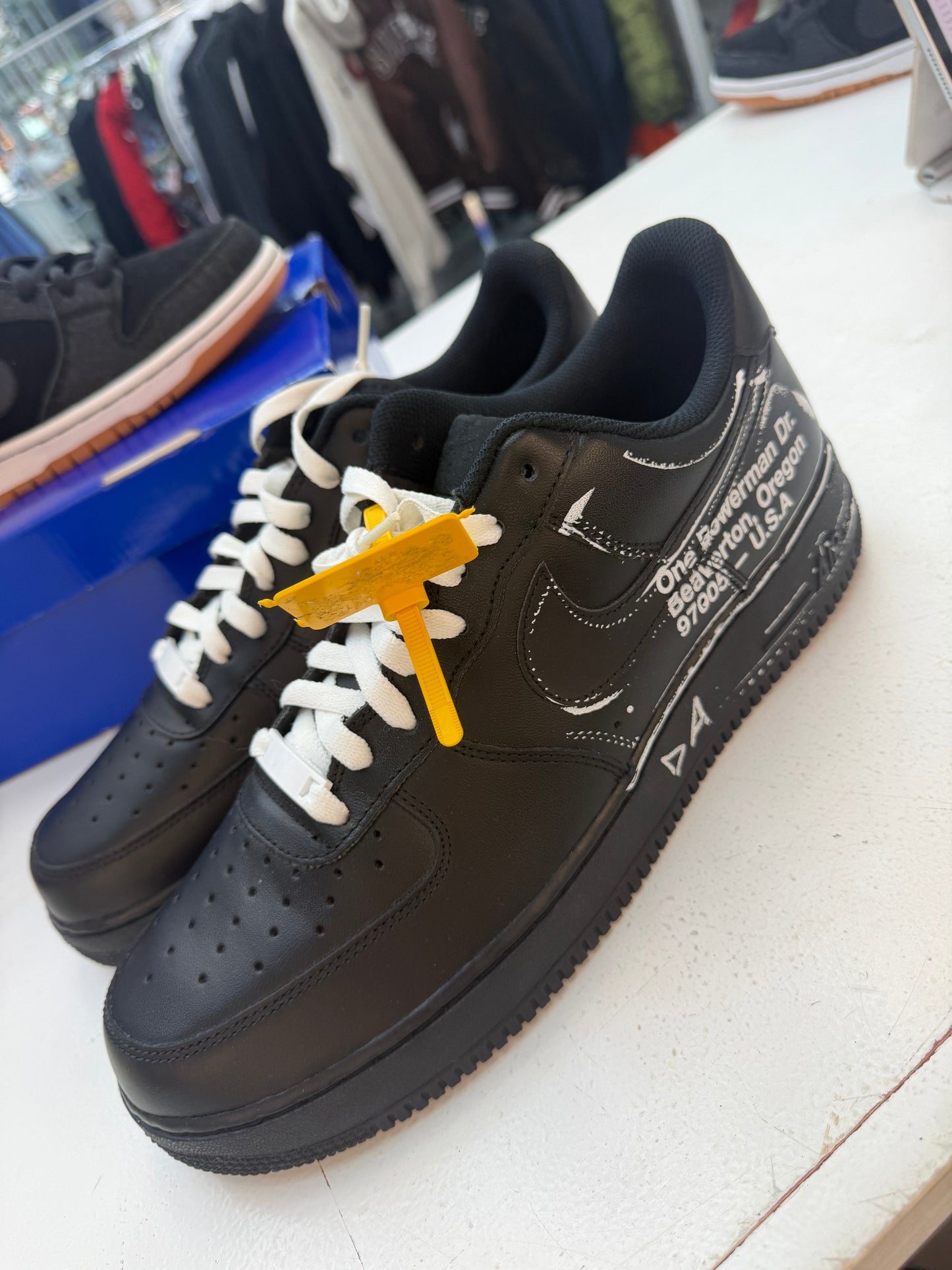 Nike AF1 Off-White “On Campus” F&F