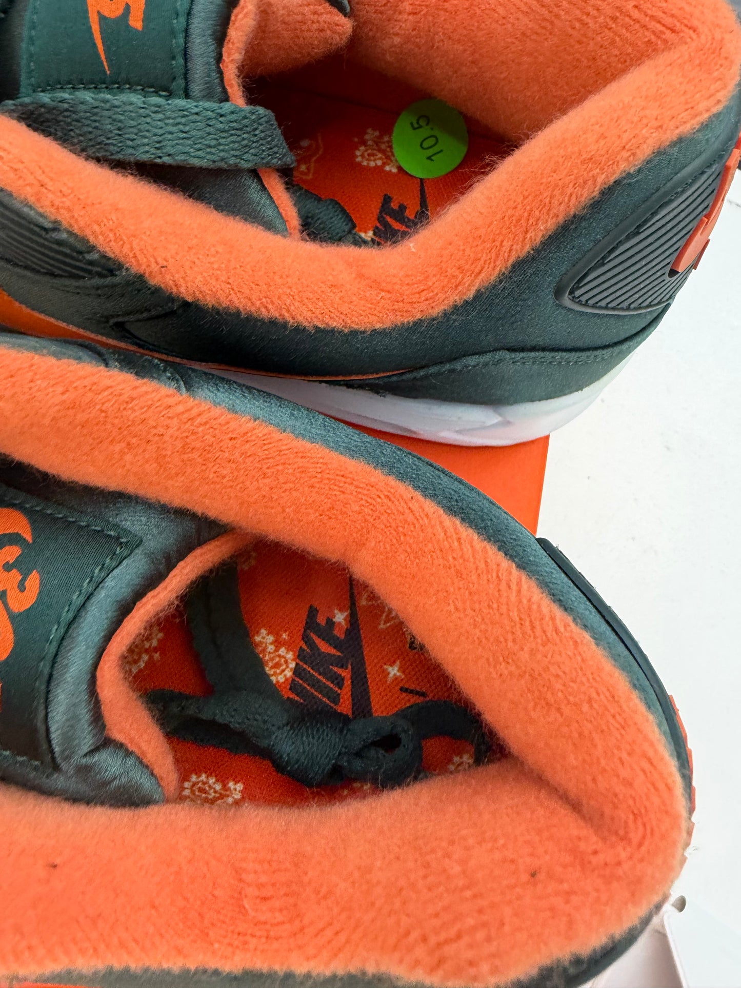 Nike Air Max 90 Unknwn Miami 305 F&F 1/54