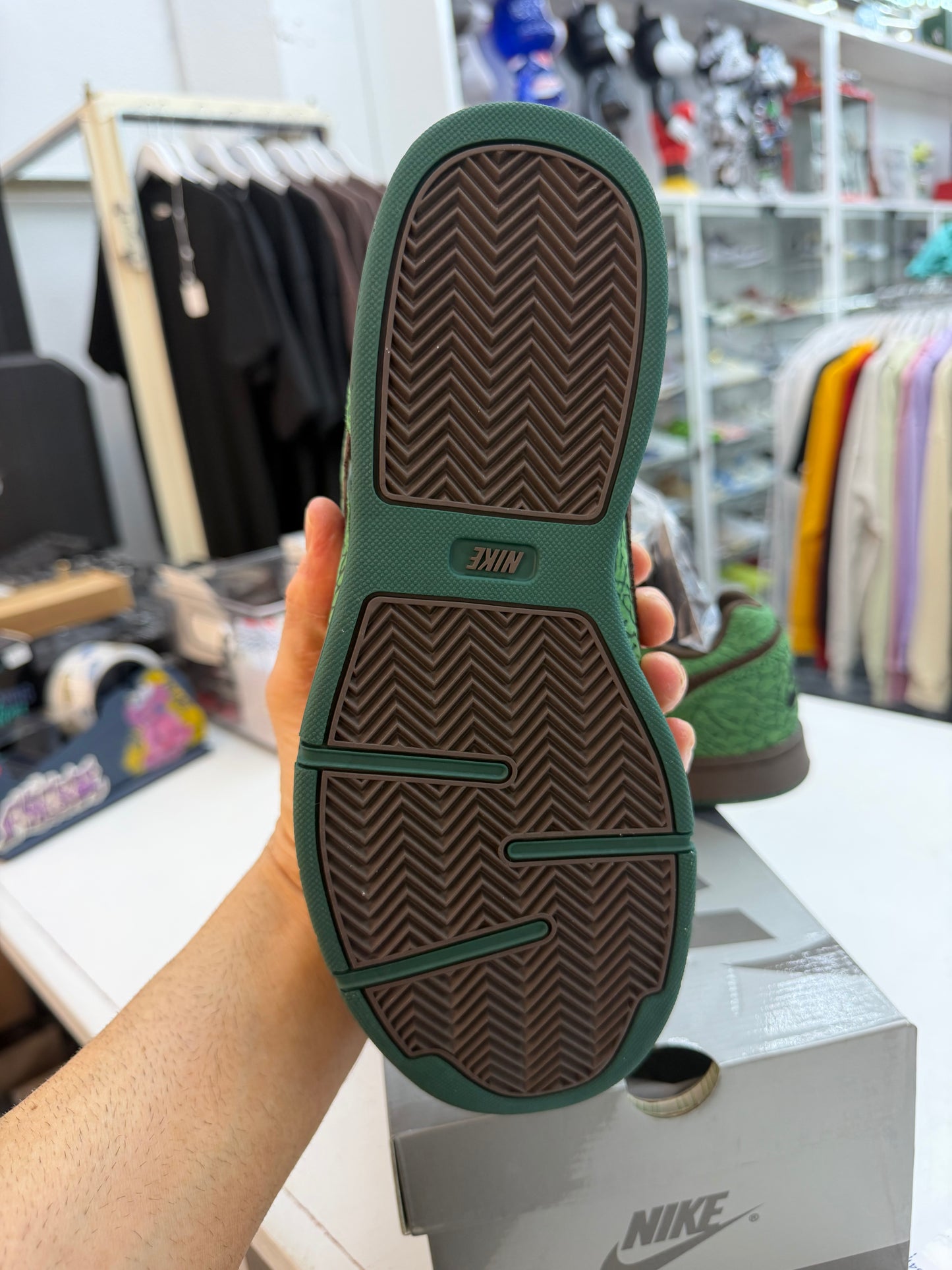 Nike SB Zoom Air Angus Charity Doernbecher 2004