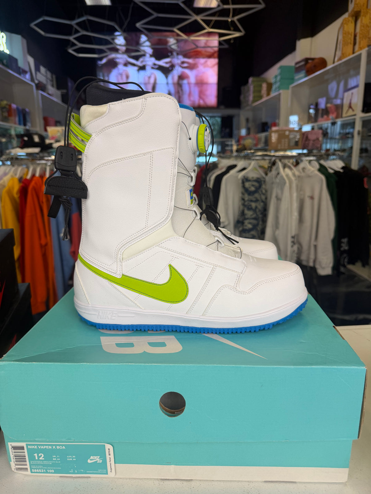 Nike Vapen X BOA Snowboard Boots White / Green