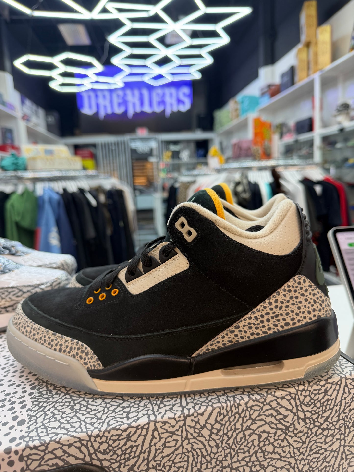 Jordan x Atmos Safari Pack Jordan3 + Air max 1