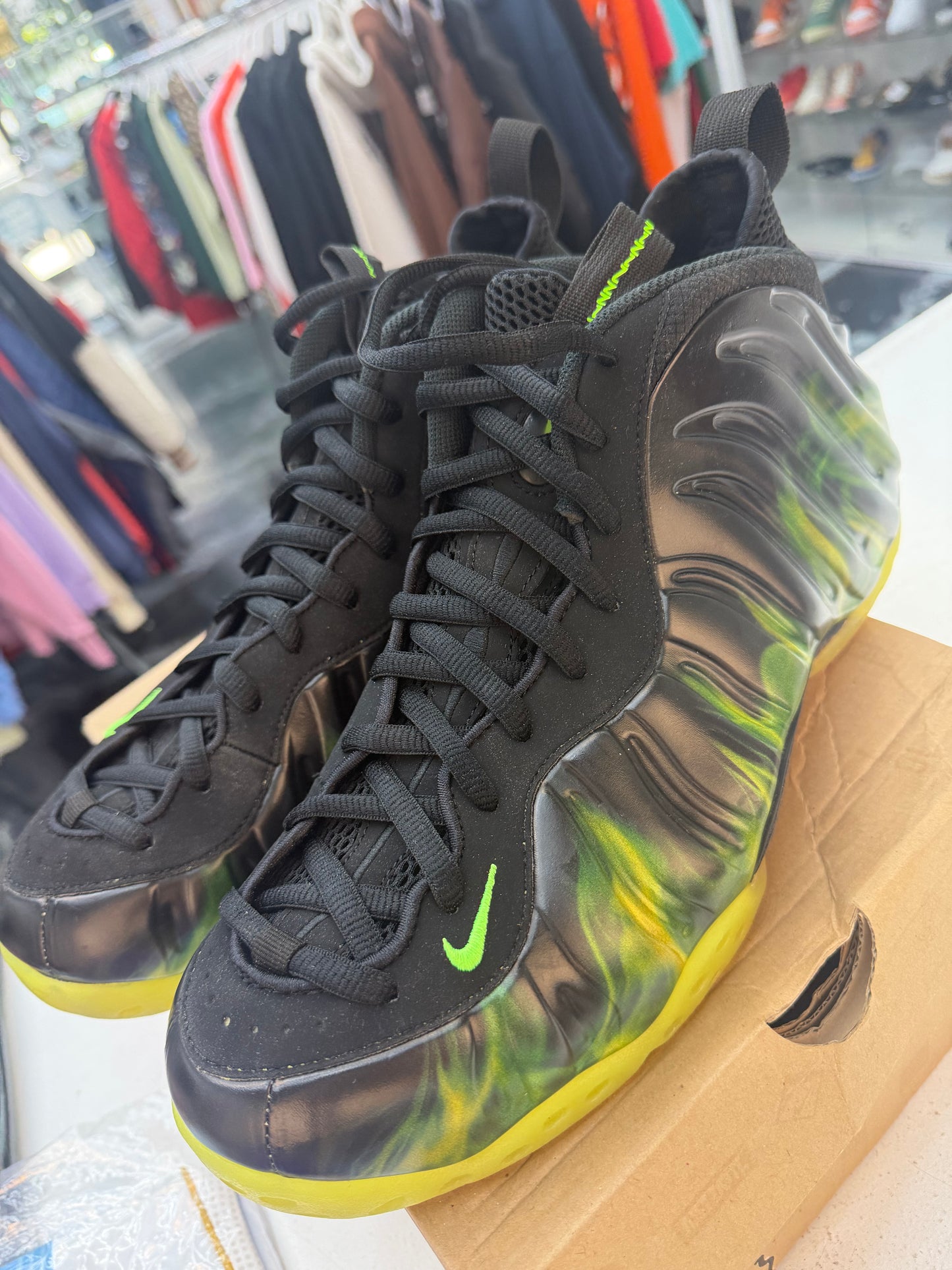 Nike Air Foamposite One ParaNorman 2012