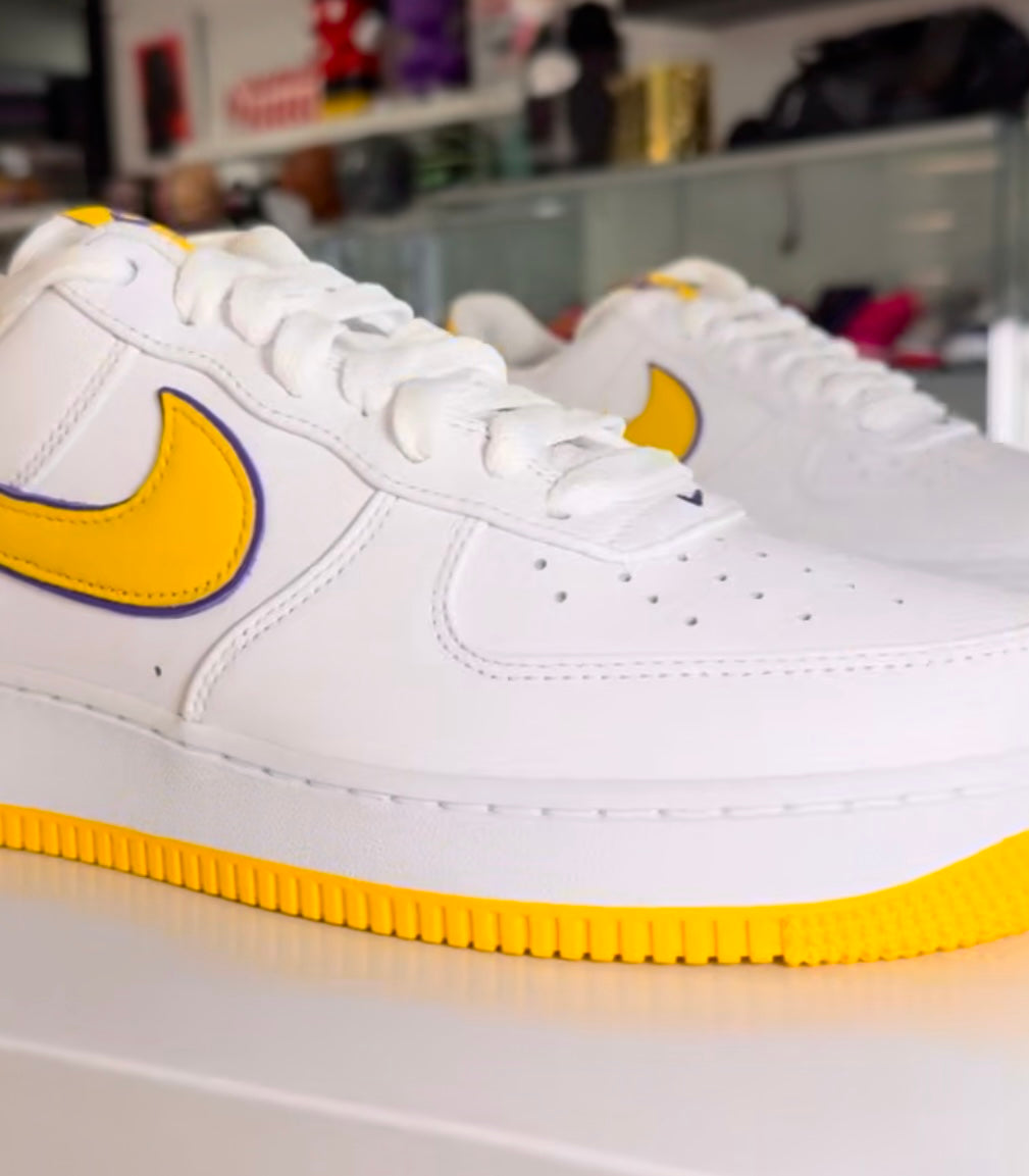 Nike Air Force 1 Low Retro QS
Kobe Bryant Lakers Home