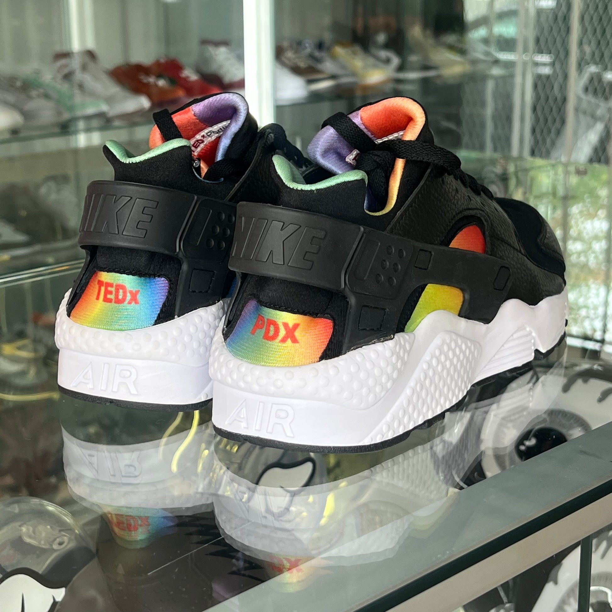 Nike Air Huarache Run Rainbow TEDx Promo Tinker Hatfield 1 50 size 11