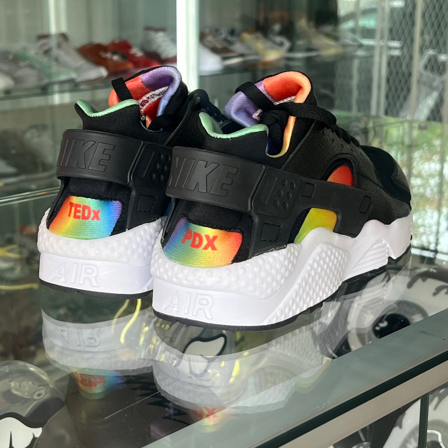 Nike Air Huarache Run Rainbow TEDx Promo Tinker Hatfield 1/50 size