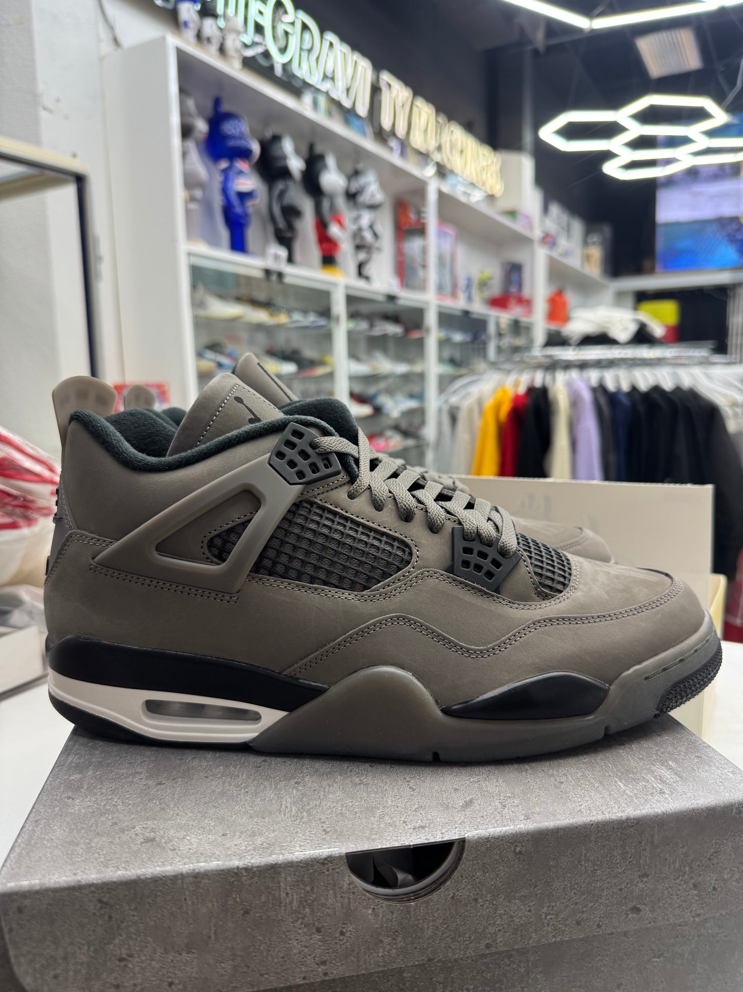Jordan 4 Cave Stone