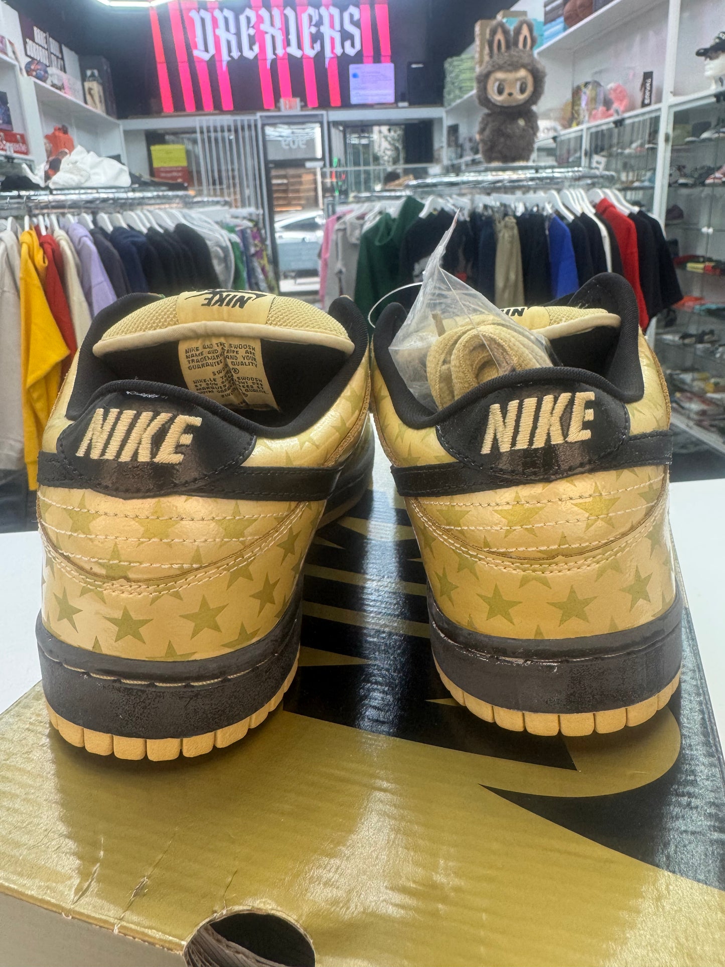 Nike SB Dunk Low
Trickstar