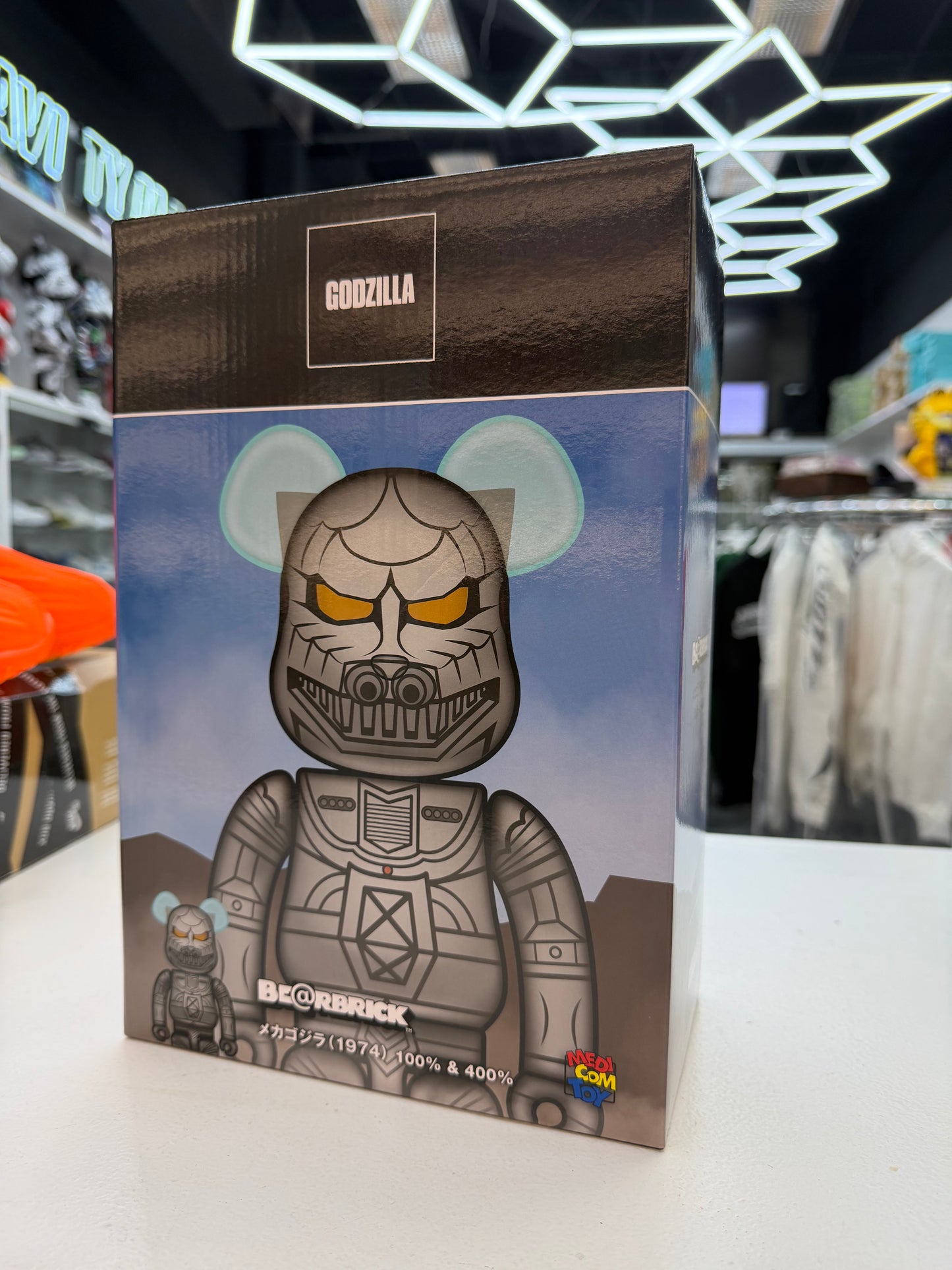Bearbrick Mechagodzilla (1974) 100% & 400% Set