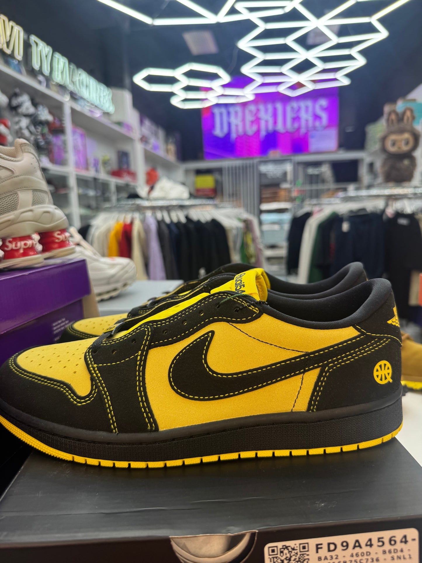 Jordan 1 low Quai 54