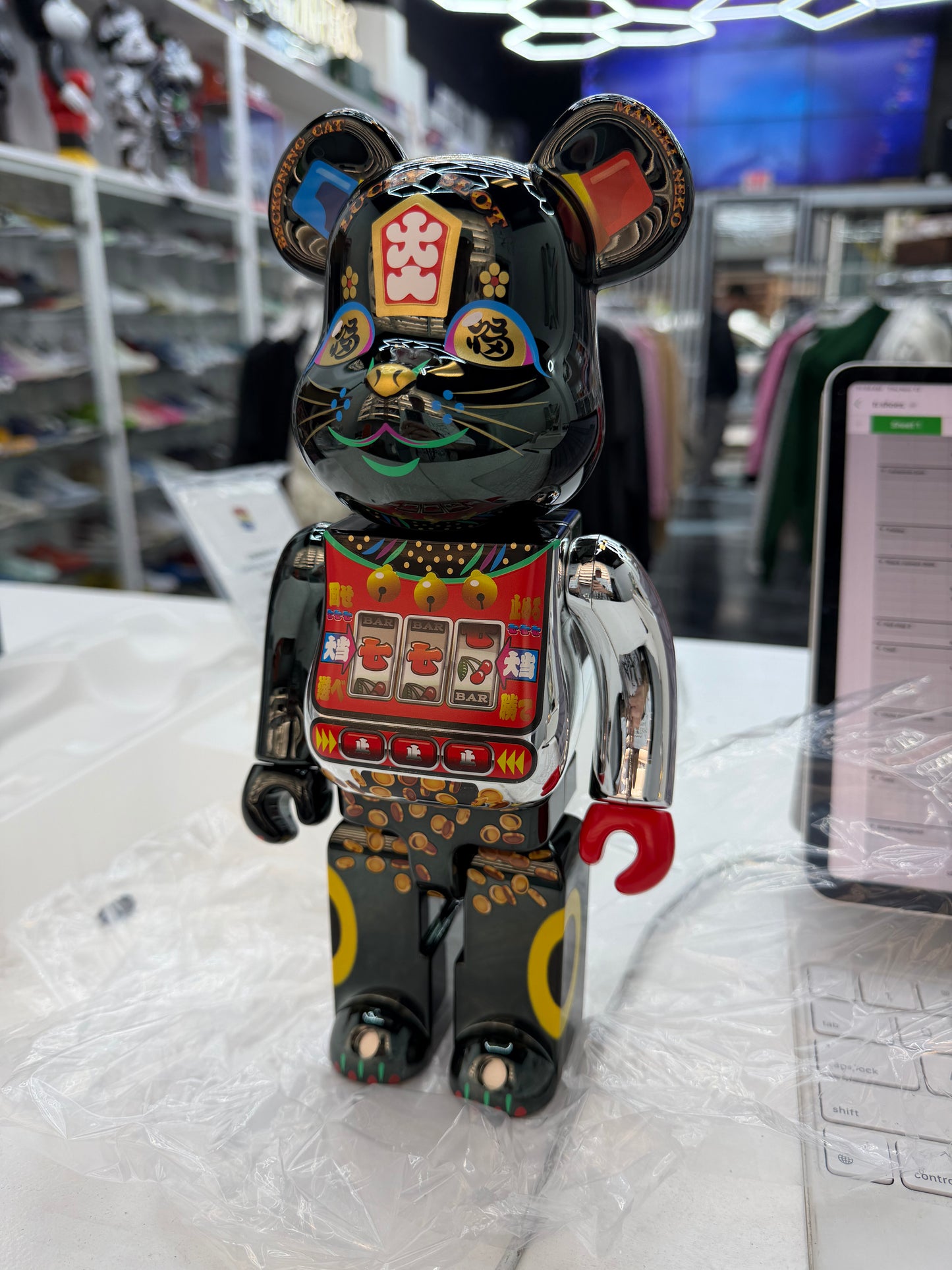 Bearbrick Lucky Cat Jackpot 400%