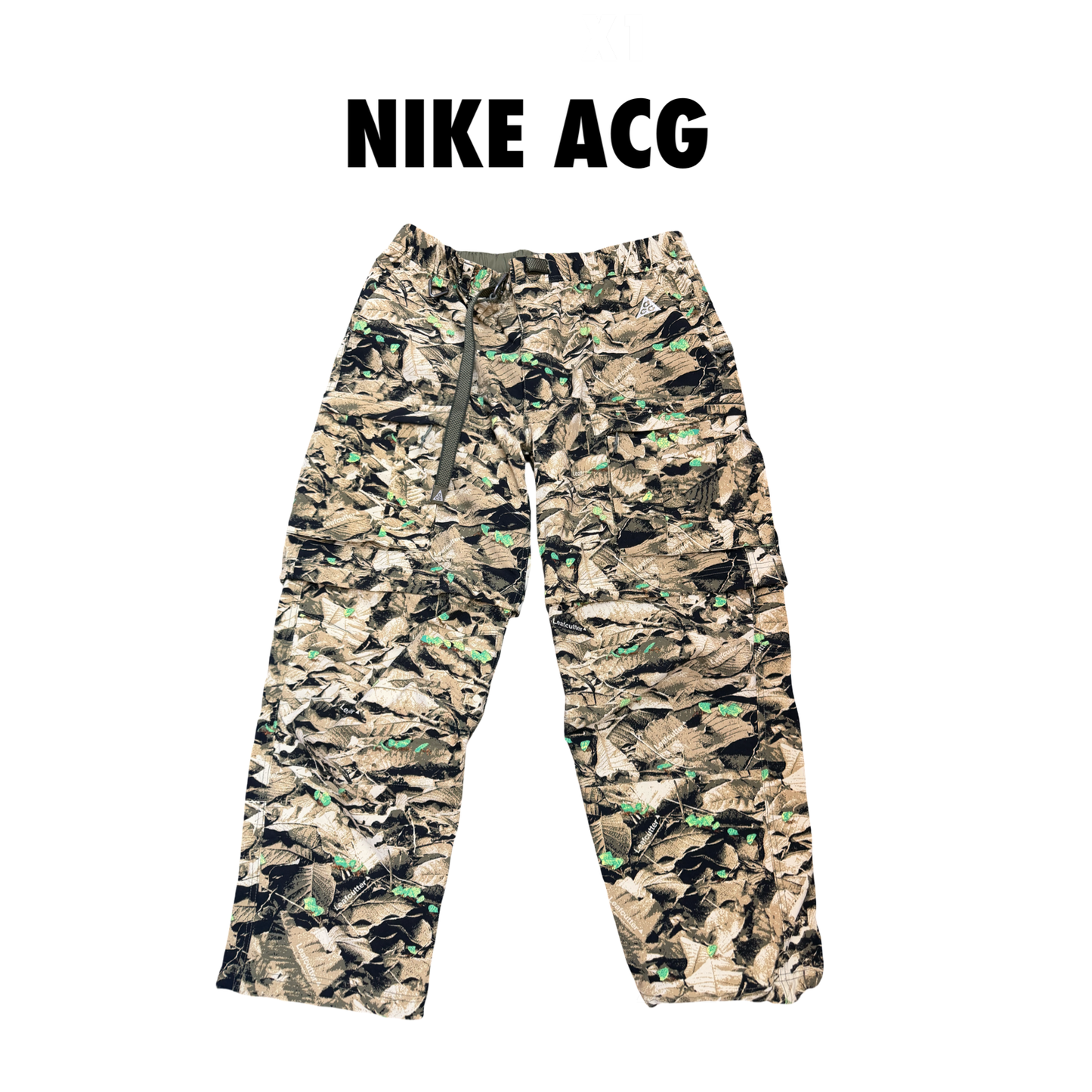 NIKE ACG Smith Summit Water Repellent UV Leafcutter Cargo Pants Camo
