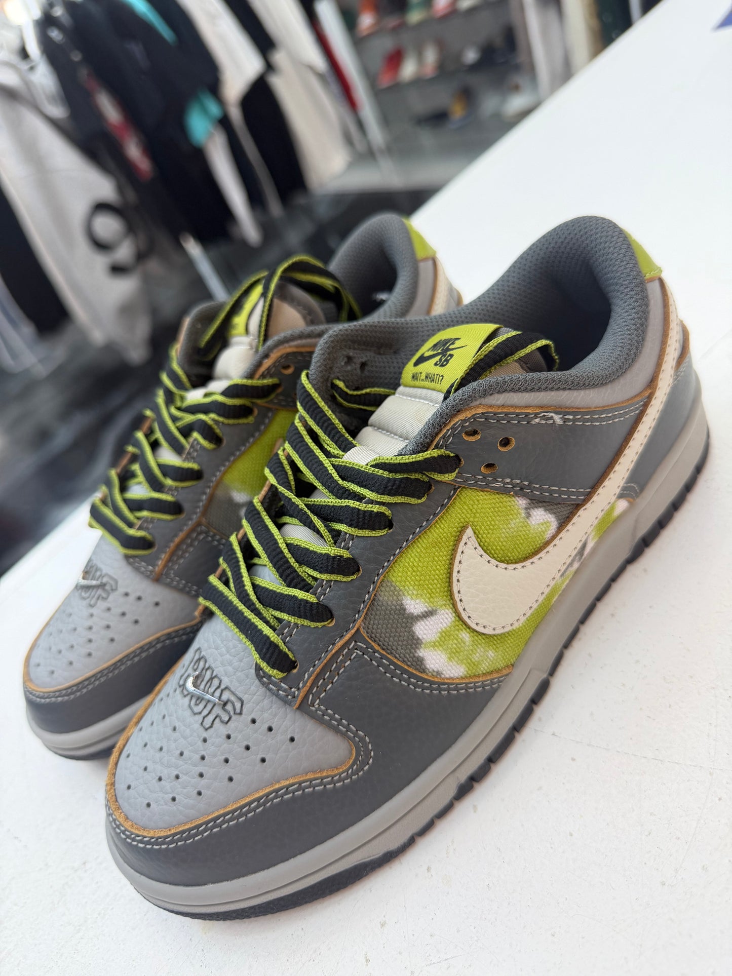 Nike Sb Sample Promo HUF Friends and Family 1/72
