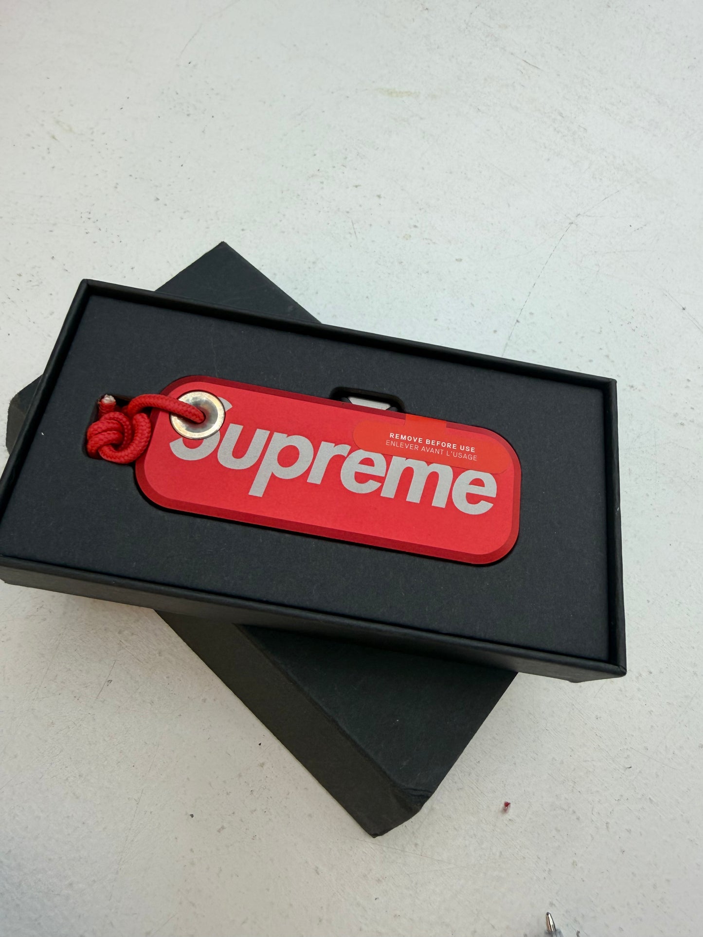 Supreme James Brand Palmer Utility Knife red