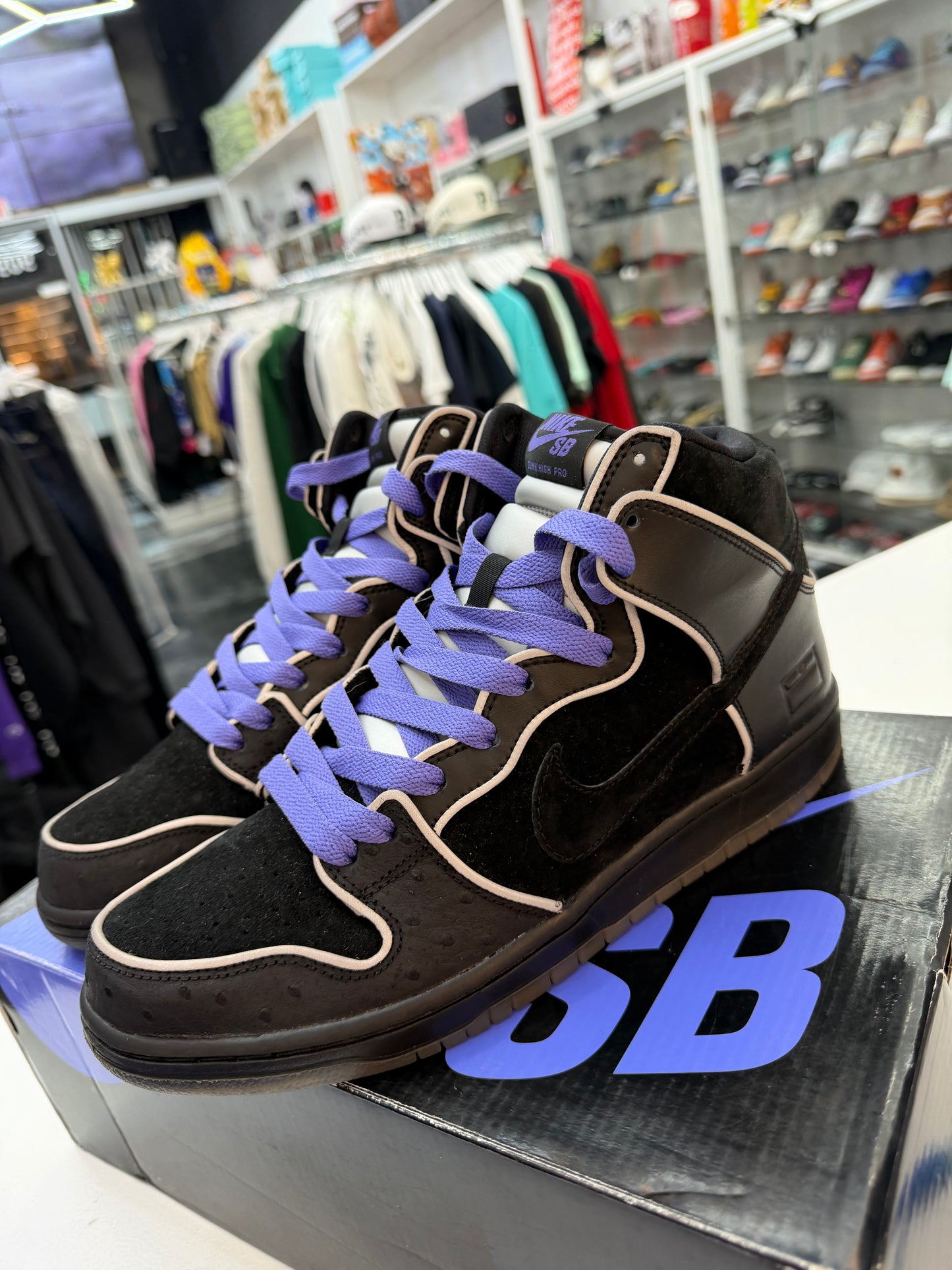 Nike SB Dunk High Black Purple Box