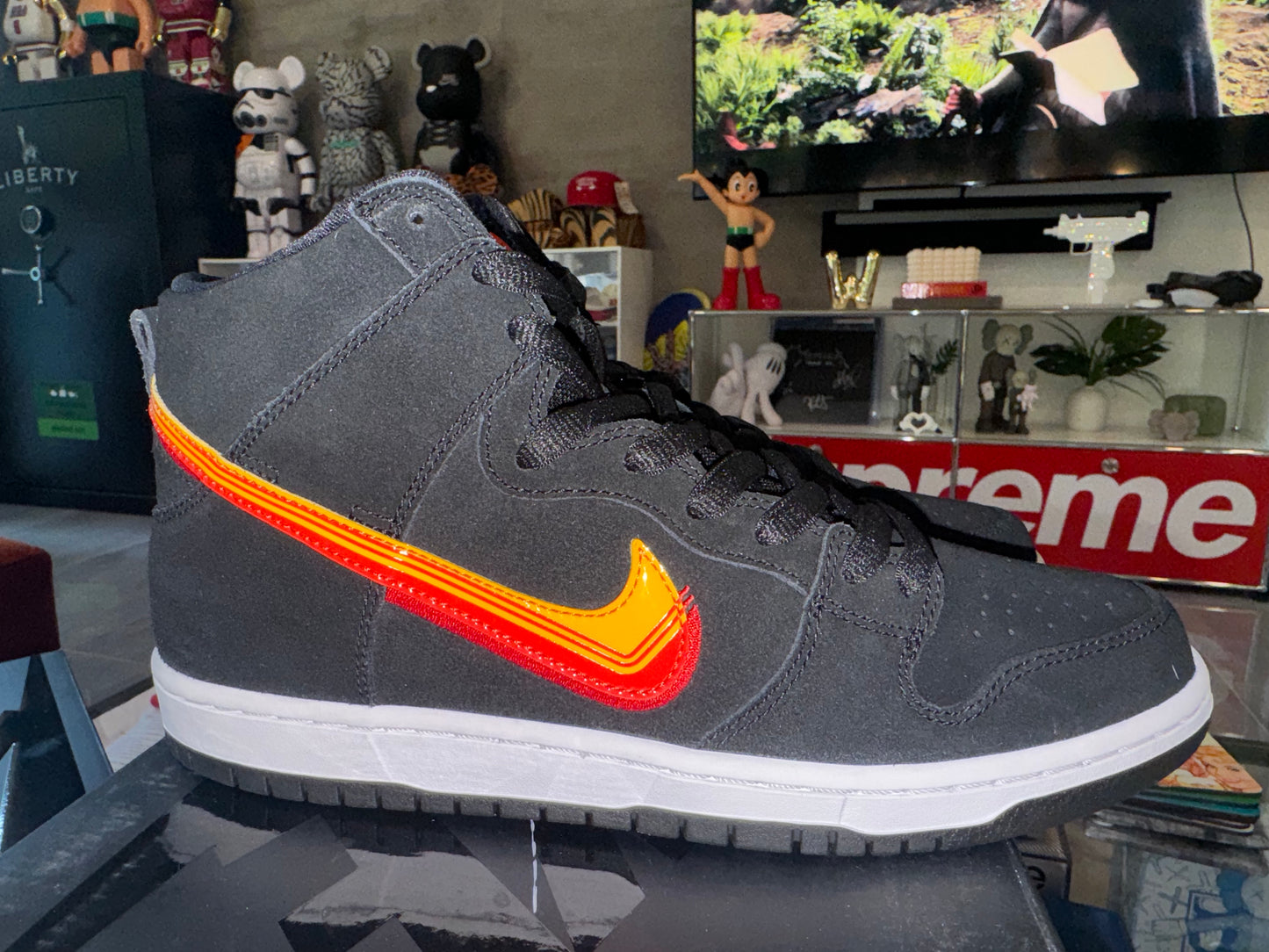 Nike SB Dunk High Truck It