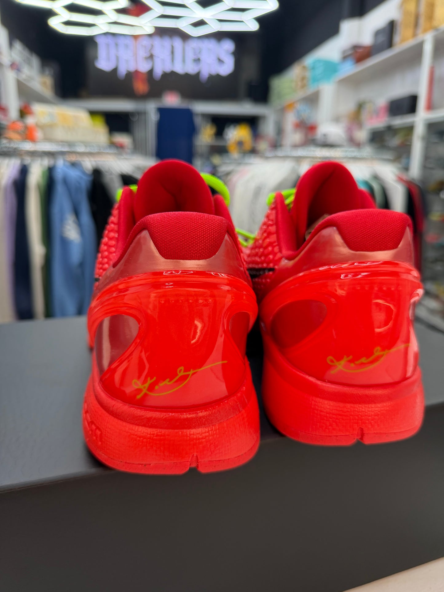 Kobe 6 Reverse Grinch