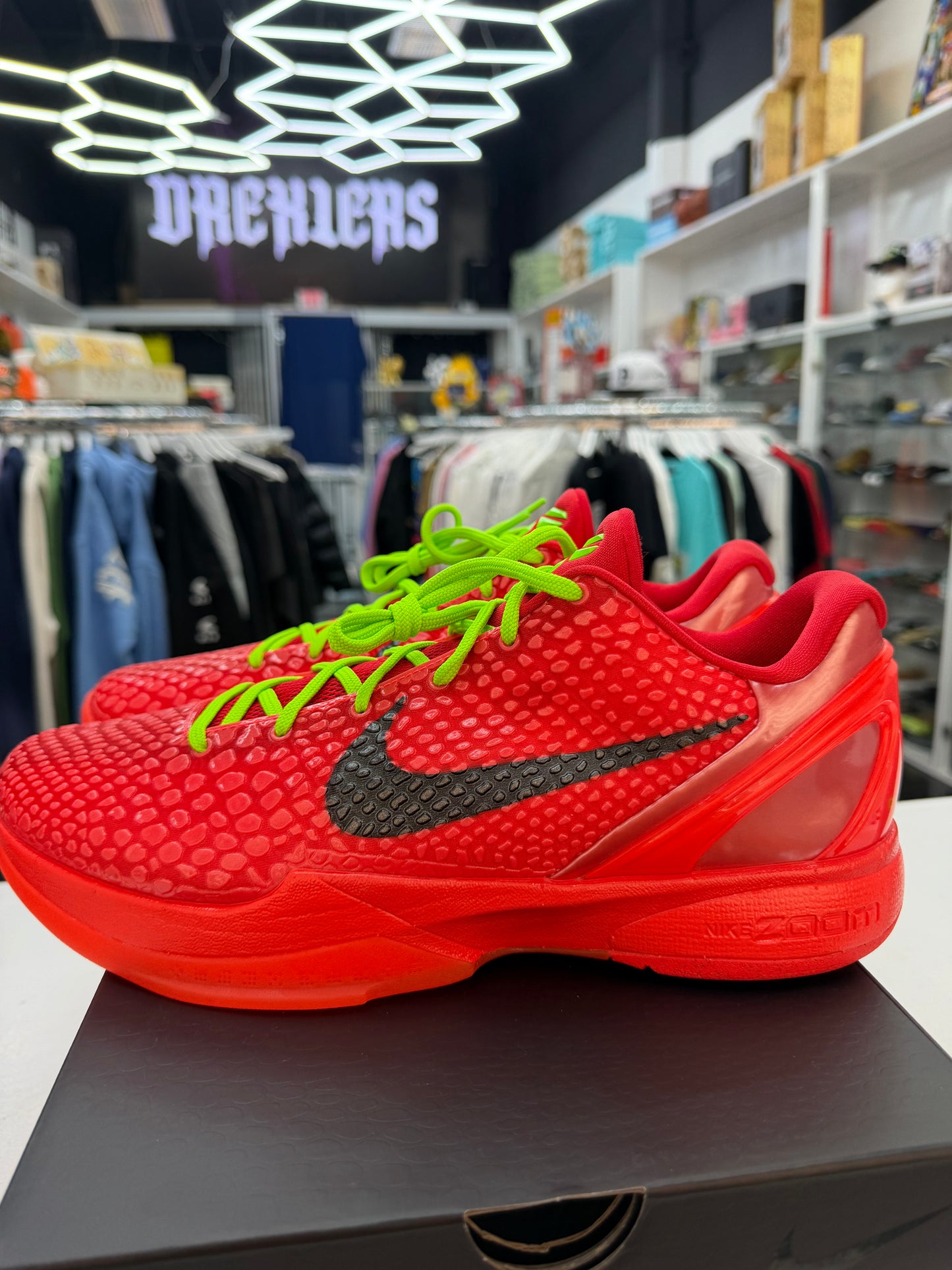 Kobe 6 Reverse Grinch