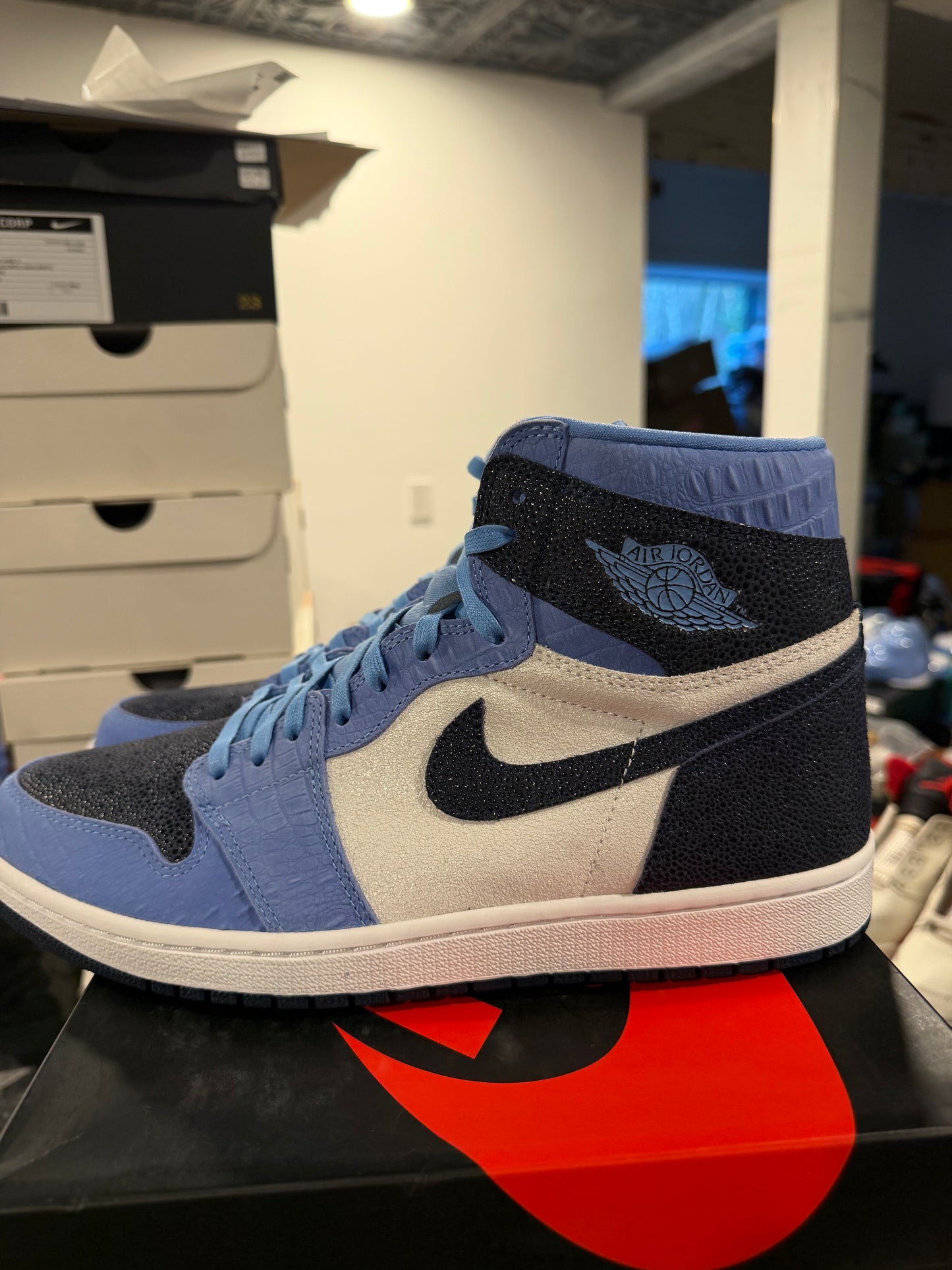 Jordan 1 Retro High UNC PE
