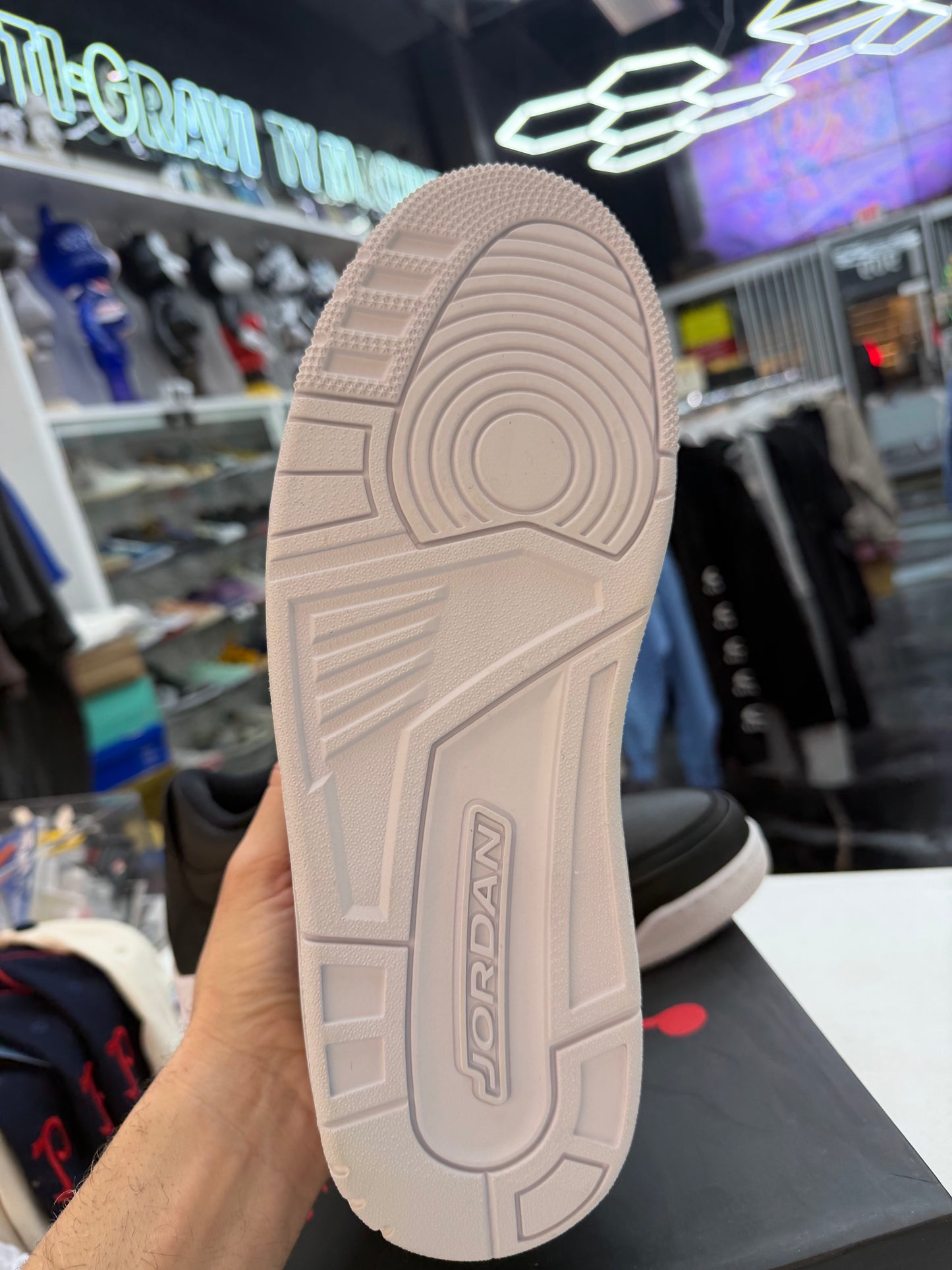 Jordan 3 Cyber Monday 2016