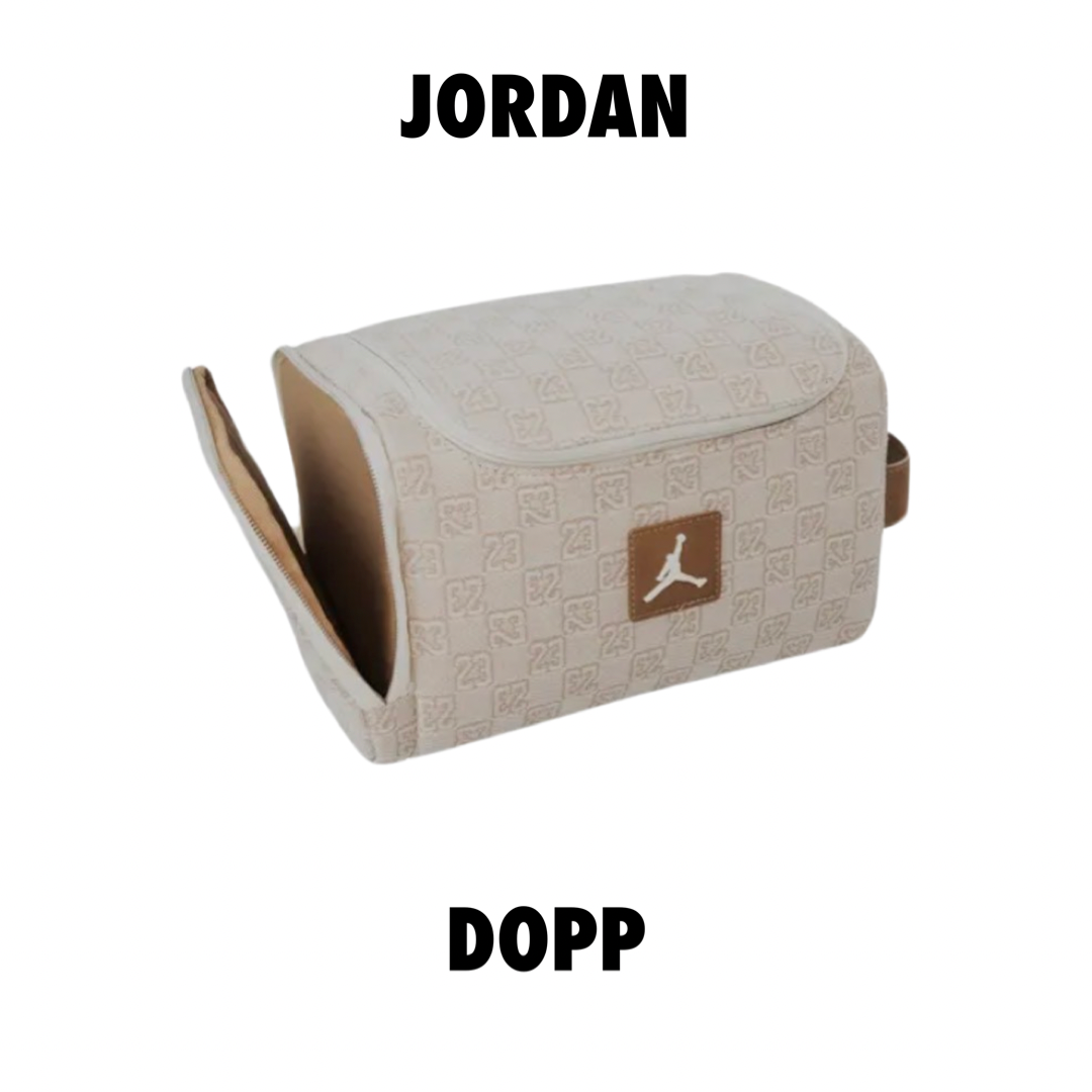 Jordan Monogram dopp bag