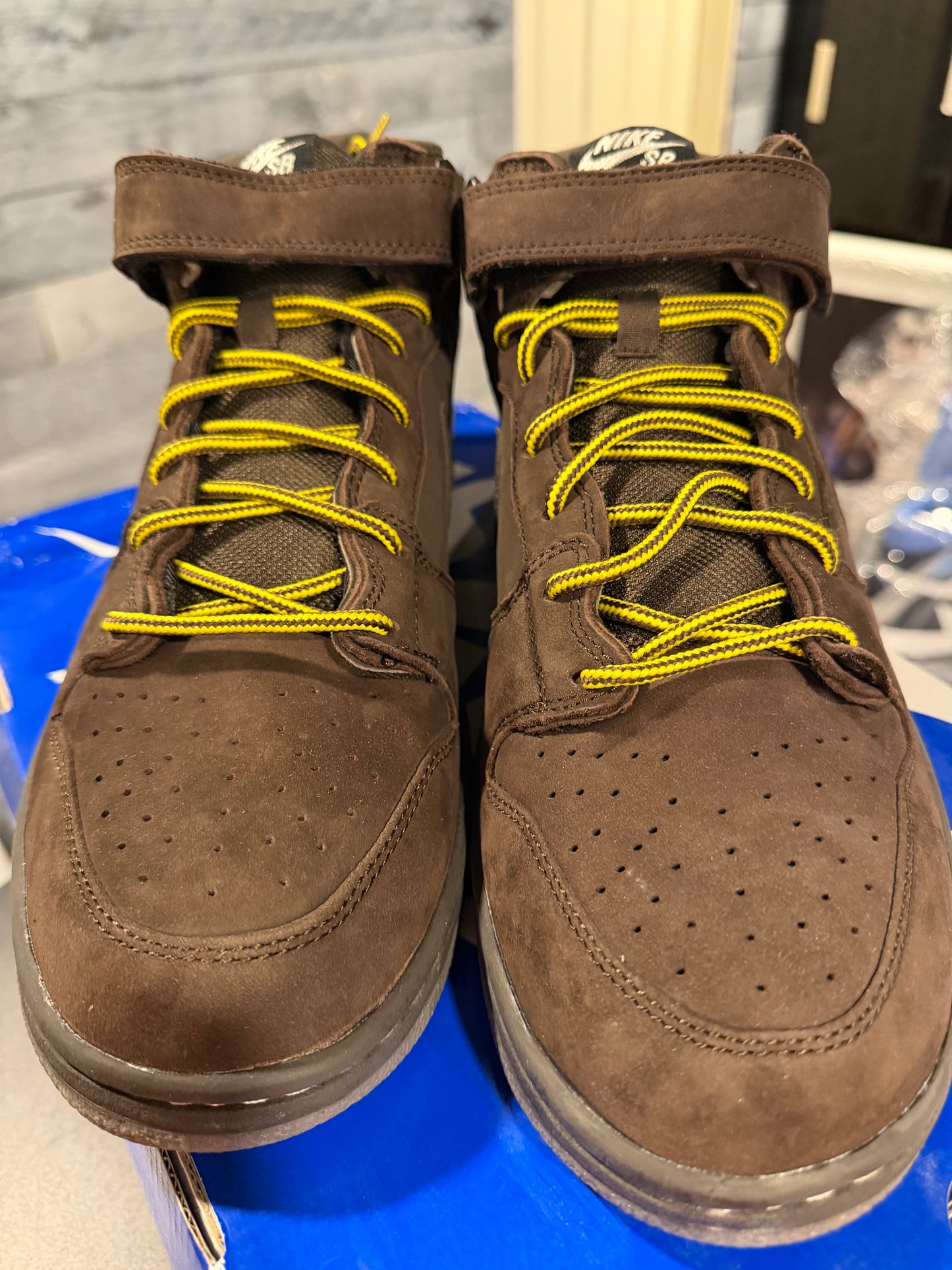 Nike Dunk Sb Mid Chocolate