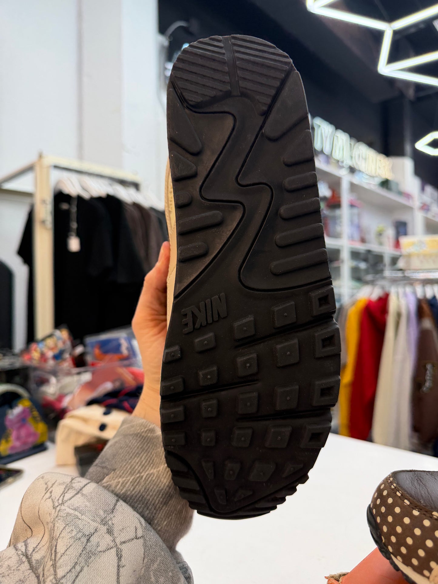 Nike Air Max 90 Footpatrol London Brown 2005